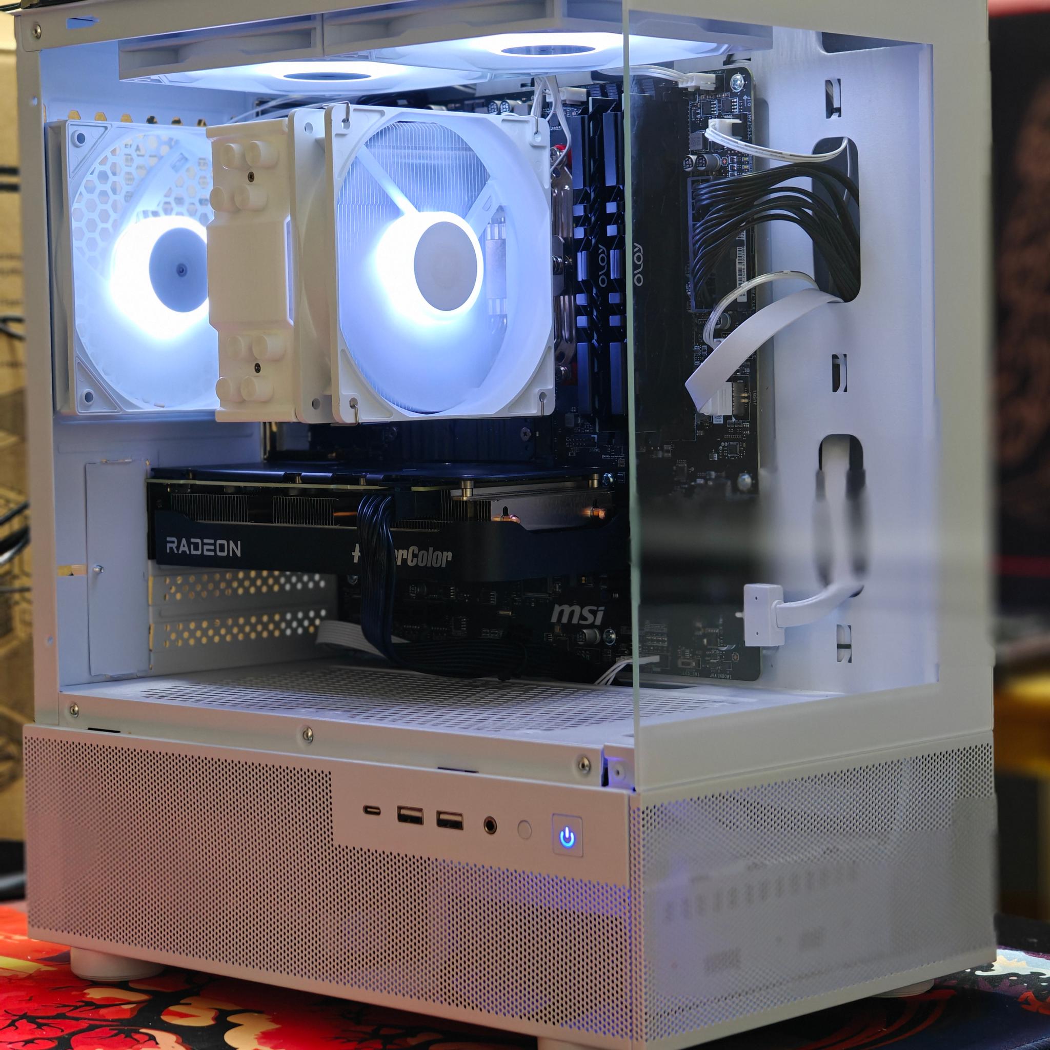 White 1080p/1440p Gaming PC