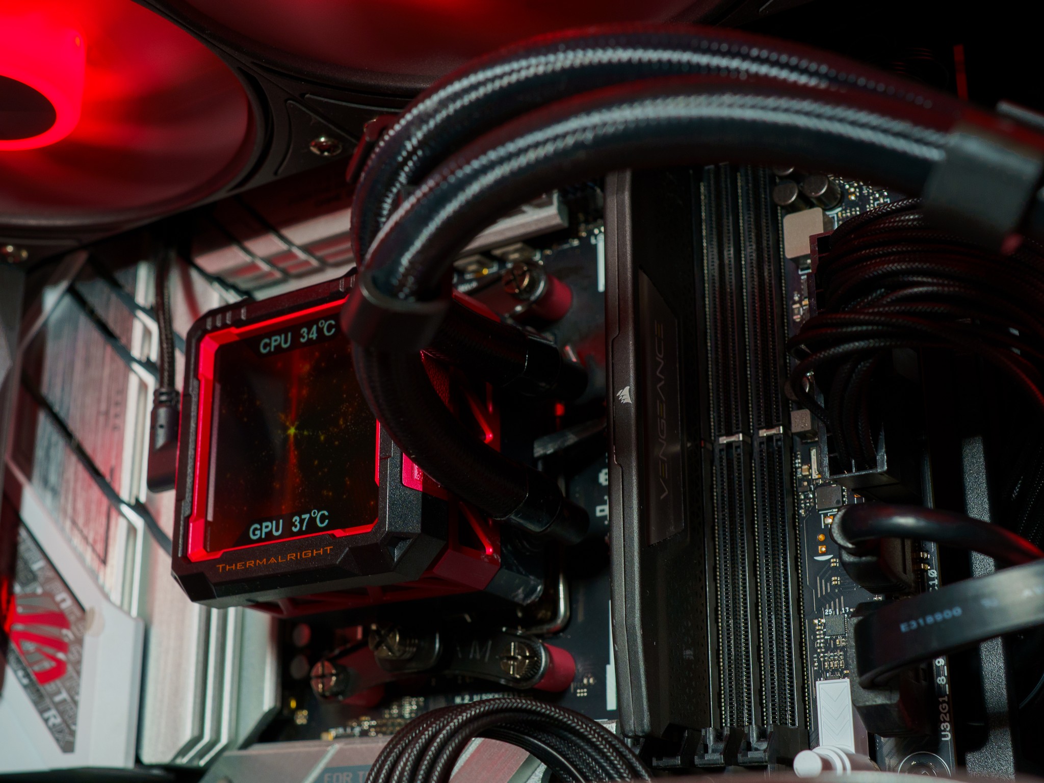 Gaming PC | RYZEN 7 7700X | RTX 4070 Ti 12GB | 32GB RAM | 2TB NVME SSD