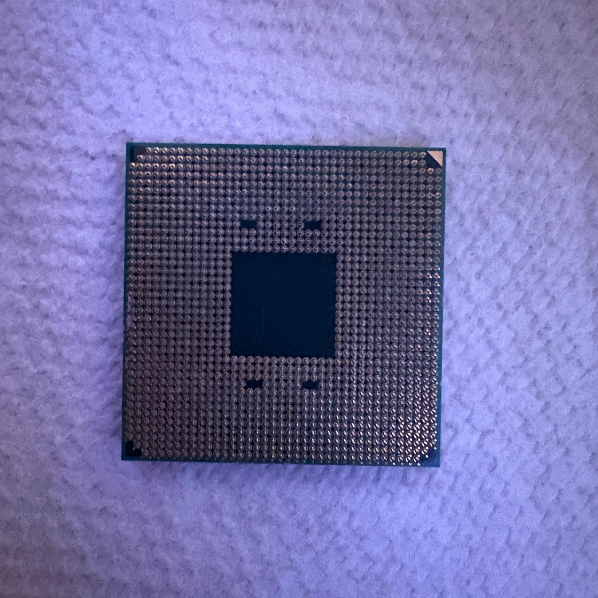 AMD RYZEN 7 5700G W/ RADEON GRAPHICS - 8 cores **SEE DESCRIPTION