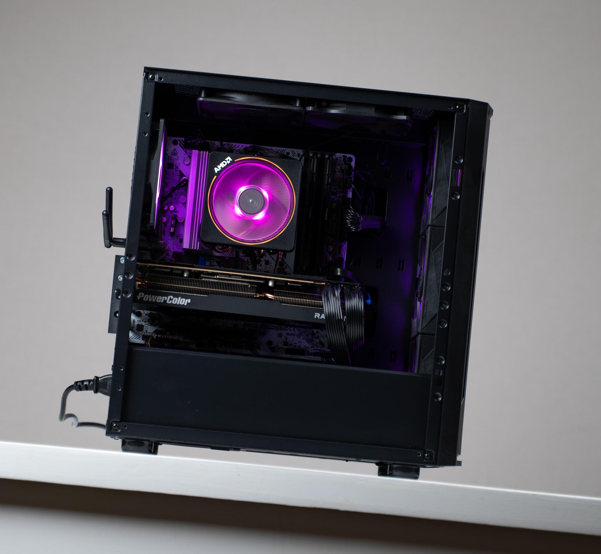 "Specform" RX 7800 XT Ryzen 5 7600X 1TB 32GB Windows 11 Pro Gaming PC