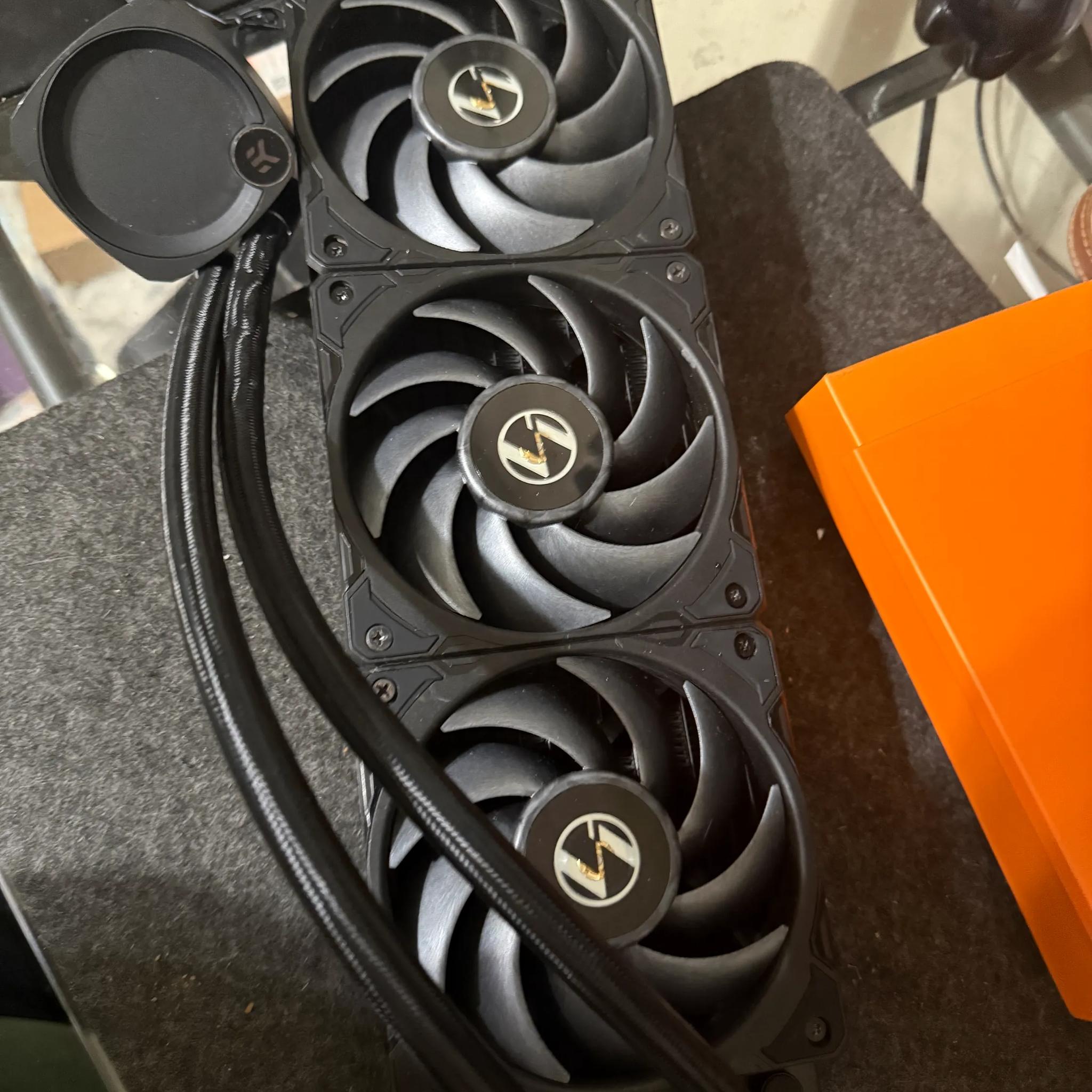 EKWB EK-Nucleus CPU AIO CR360 Dark