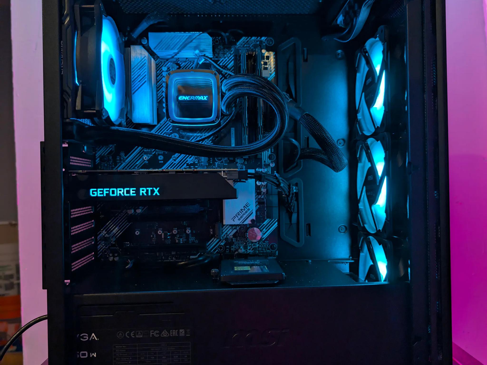 Ryzen 5 4500, RTX 3060 GAMING AND STREAMING PC!