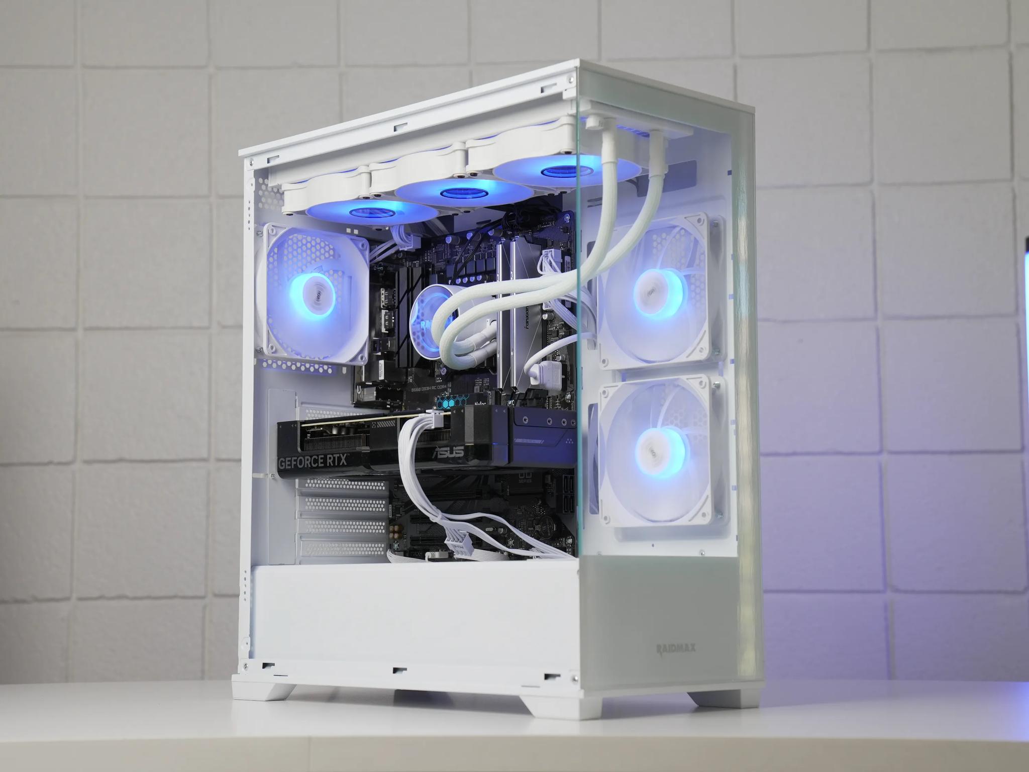 RTX 4070 Gaming PC | INTEL i5 12600KF | 32GB RAM | 1TB SSD | Windows 11 | Liquid cooling |
