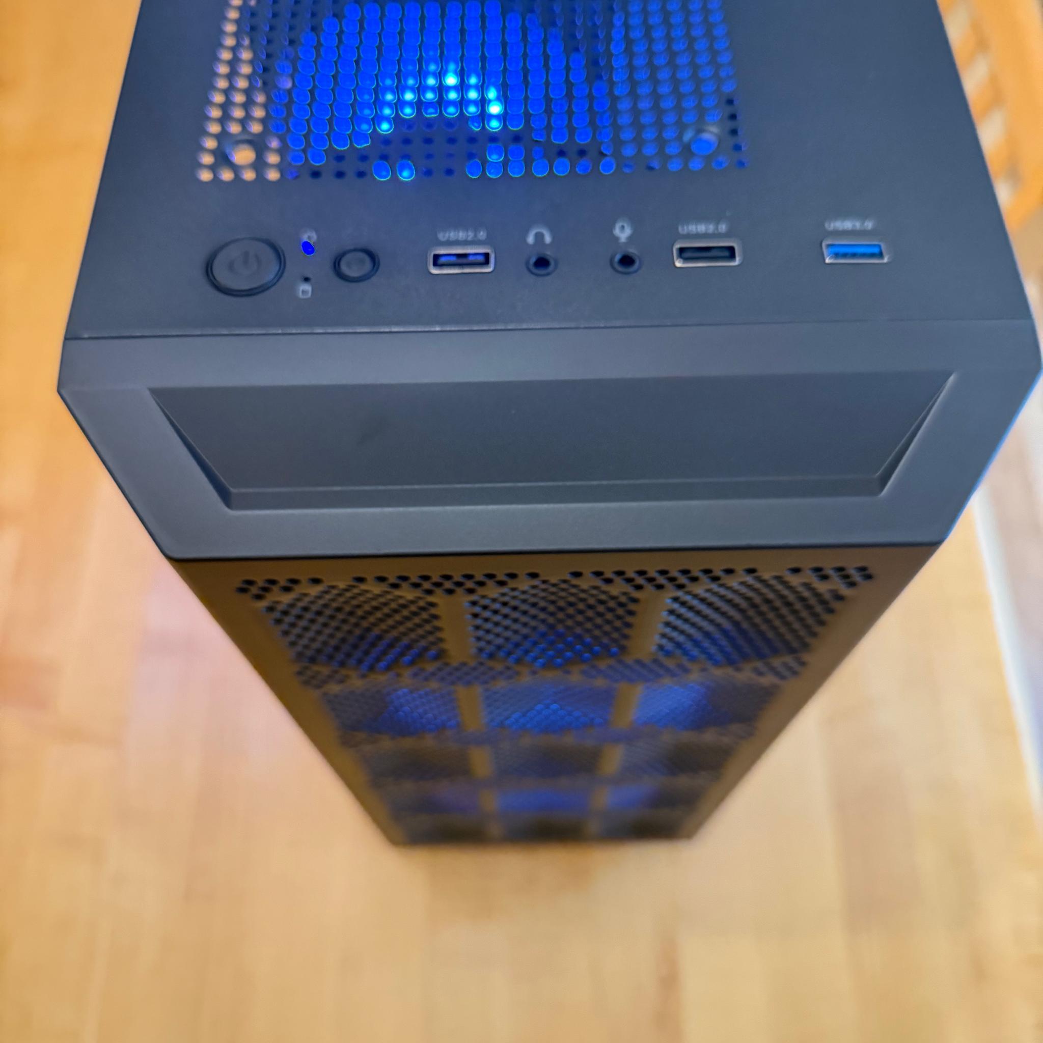 🦇🦛| RX 6700 xt 12gb, Ryzen 5 3500x, 32gb DDR4, 1tb SSD Wifi Equipped Gaming PC