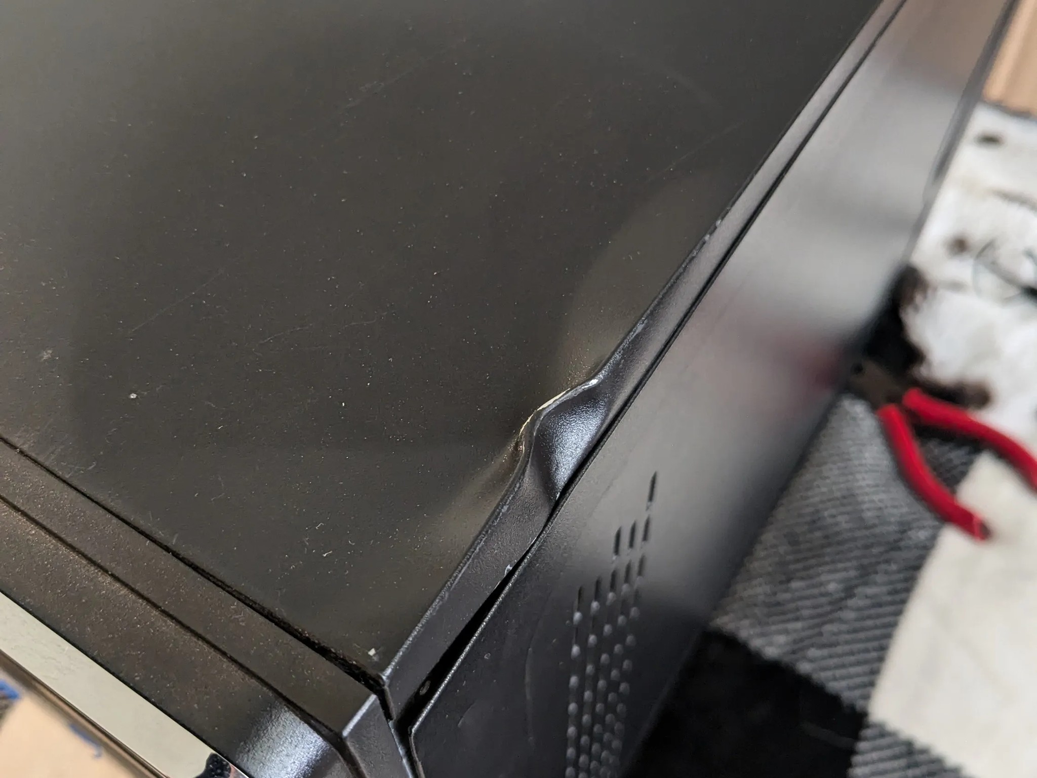 SCRATCH AND DENT Xeon 1220v2 (Same as i5-3450), 16GB RAM, 480GB SSD, R9 370 2GB, Win10