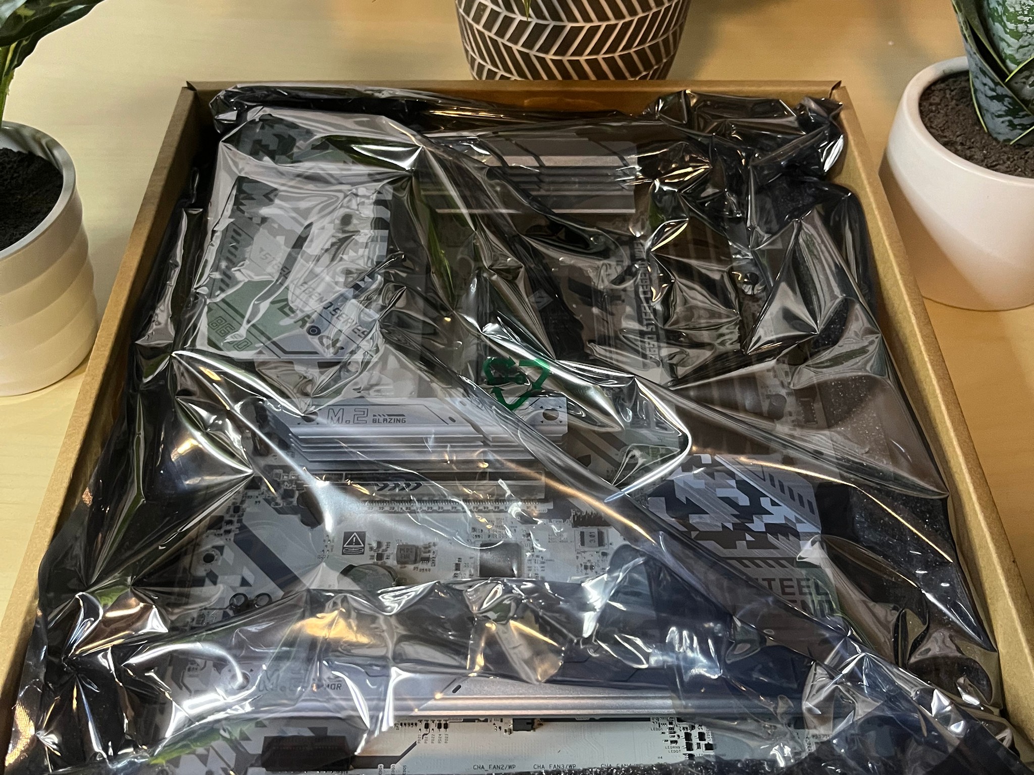 ASRock B650 Steel Legend WiFi AMD Socket AM5 Ryzen™ 8000 and 7000 Series Processors