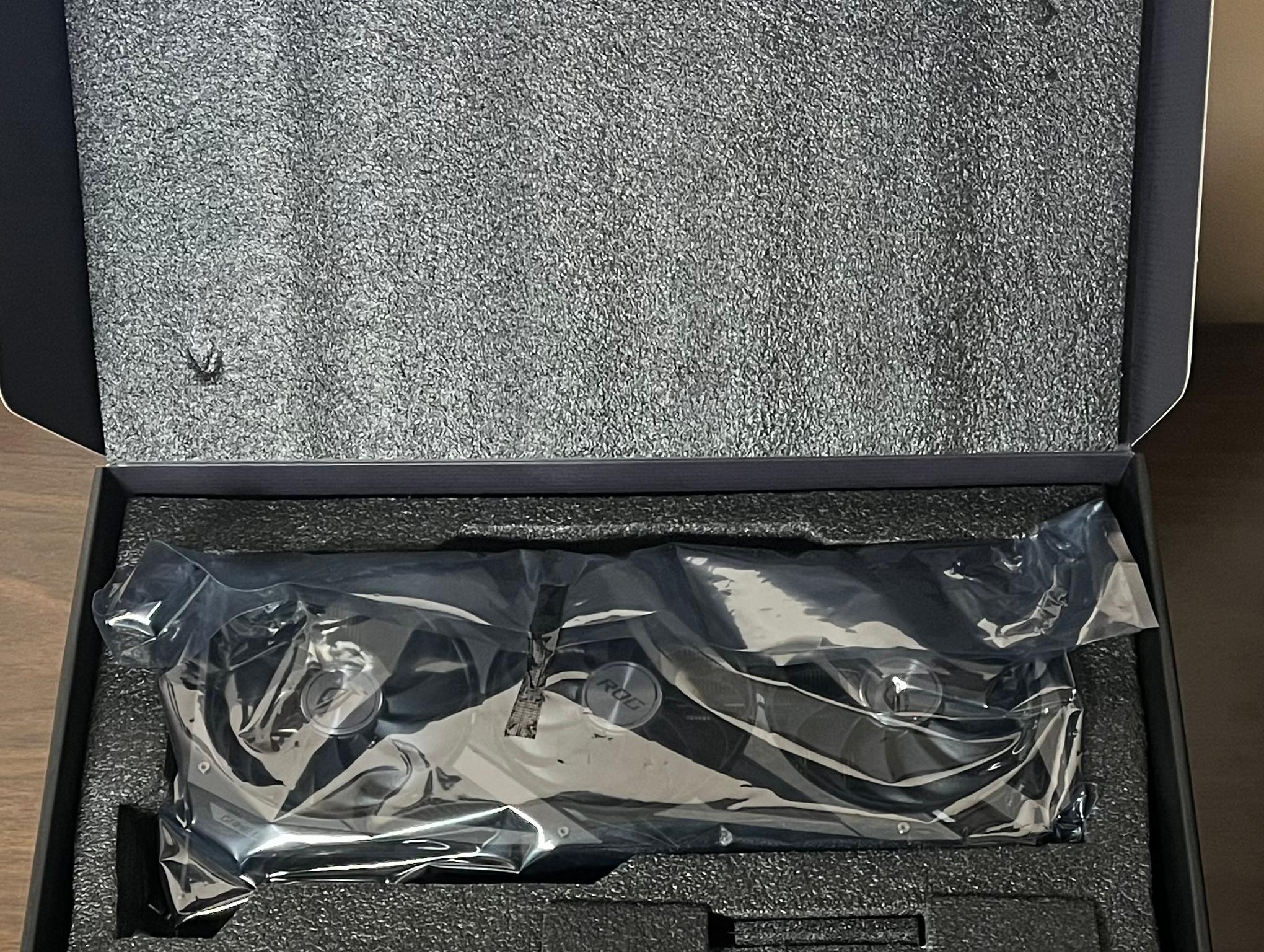 ROG STRIX GAMING OC GeForce RTX 3080 12GB | Includes Original Box and Accessories