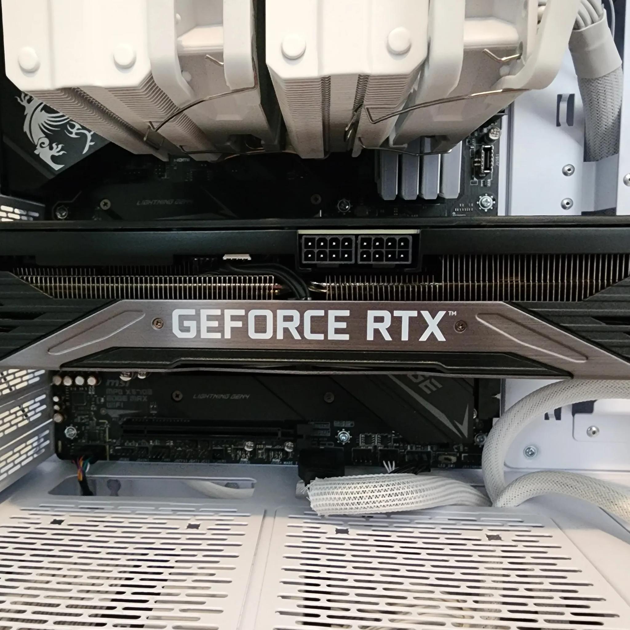 PNY GeForce RTX 3070 8 GB XLR8 