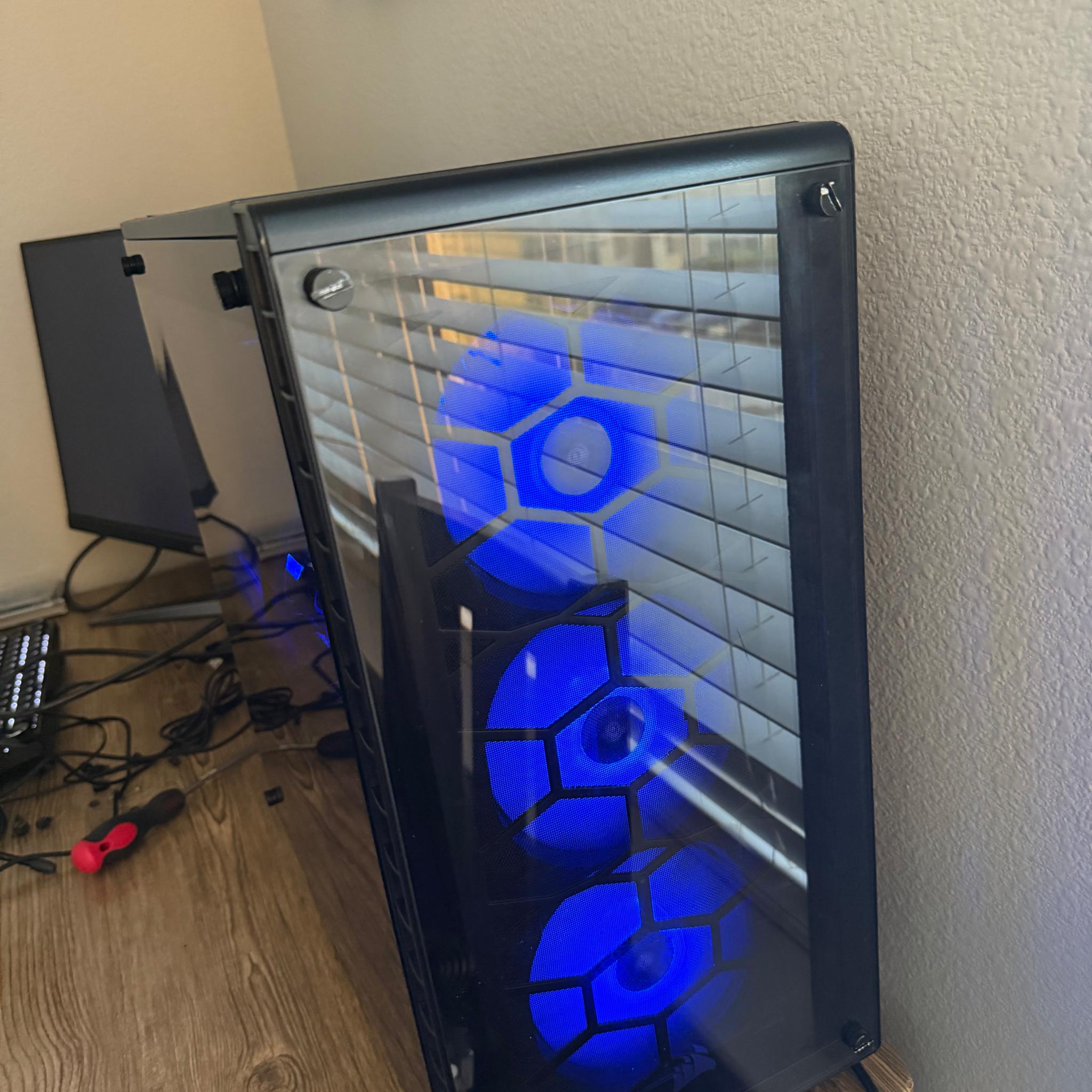 Ryzen 5 5600 - RTX 3070 - 32GB RAM Gaming PC