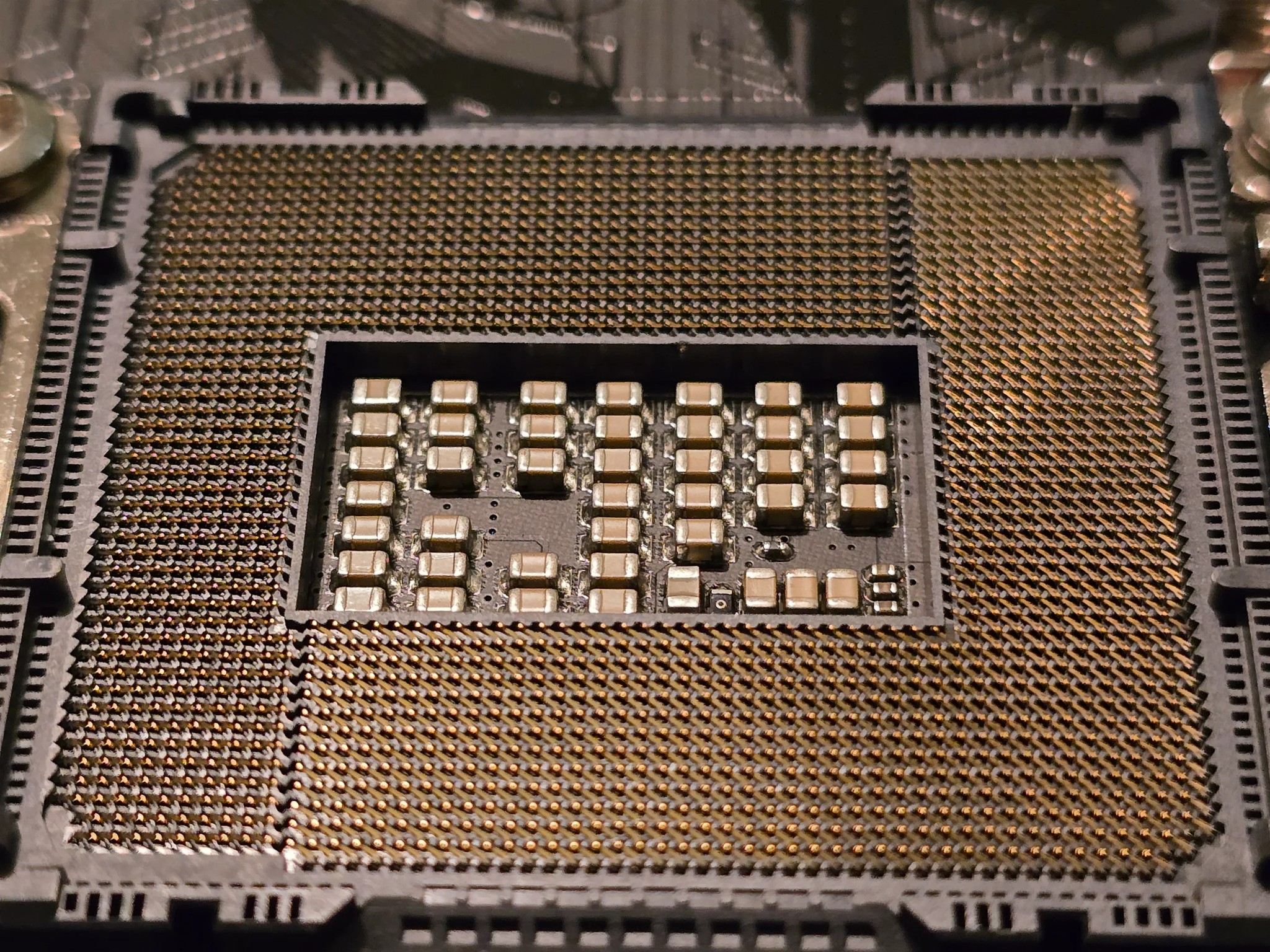 Intel 12900k and ASUS Z690 Motherboard and DDR 5 RAM