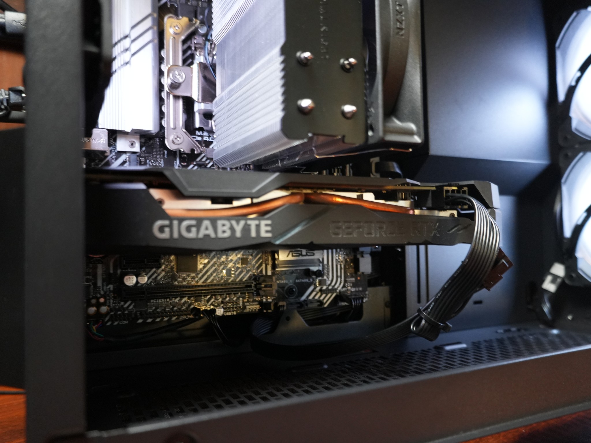 Dead-ND | RTX 2060 SUPER | I5 10400F | 16GB DDR4 | 500GB SSD | WINDOWS 11 PRO + WIFI & BT