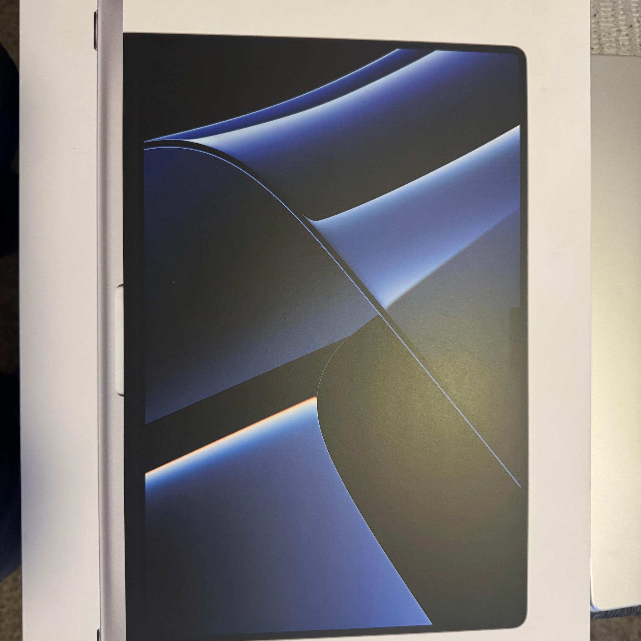 MacBook Pro - (M2 Pro, 16GB, 512GB SSD)-New, Open Box