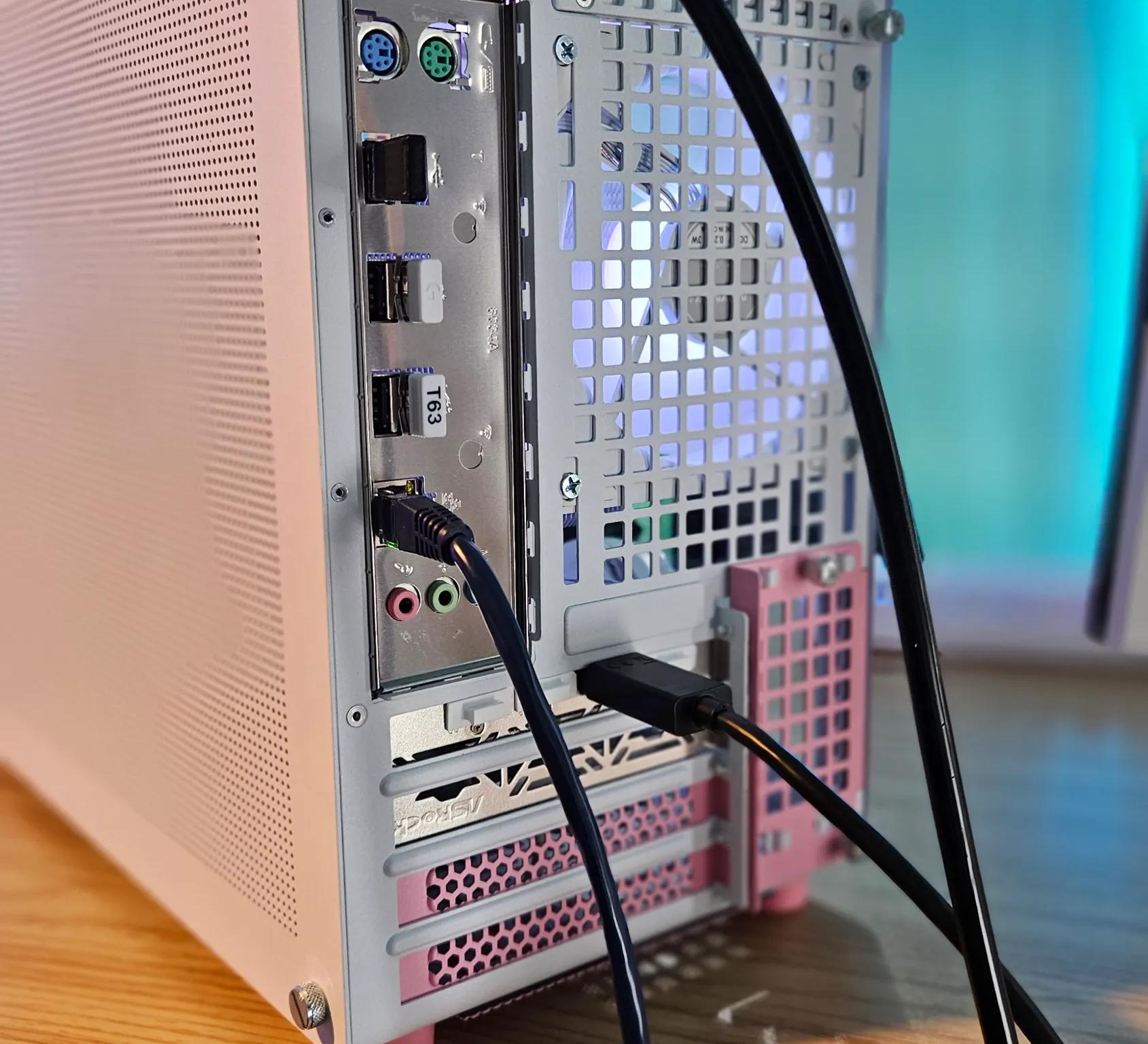 SFF Gaming System with 6 Core Xeon & RX 6600!