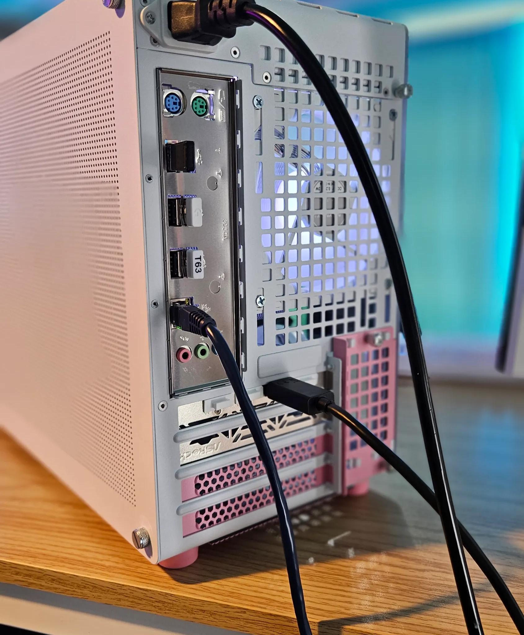 SFF Gaming System with 6 Core Xeon & RX 6600!