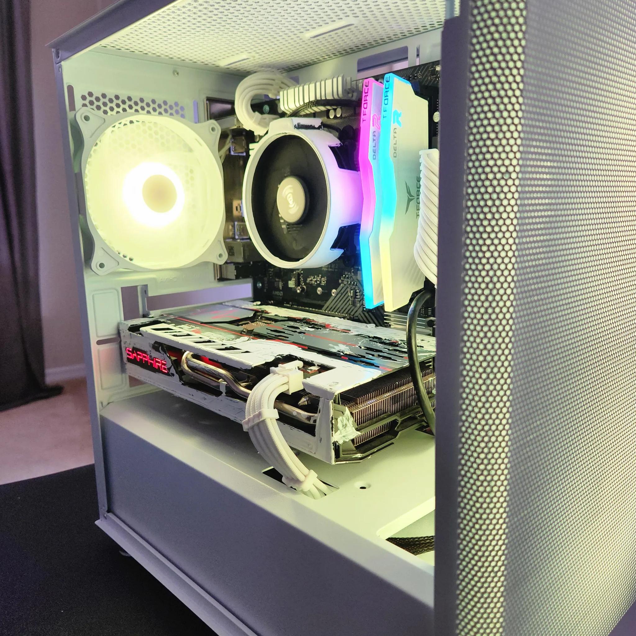 White Knight Gaming Desktop. Ryzen 5 5500/Rx 5600 XT (Similar to 3060)