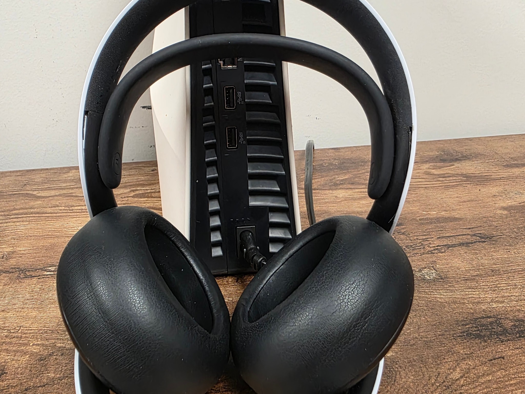 Ghost Of Yotei Ps5 Disc Version With Pulse Headset and GTA 5