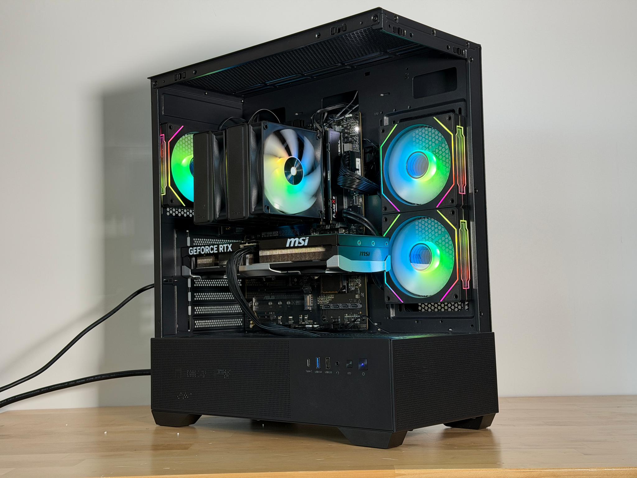 RTX 5070 Ryzen 7 9700x Gaming PC