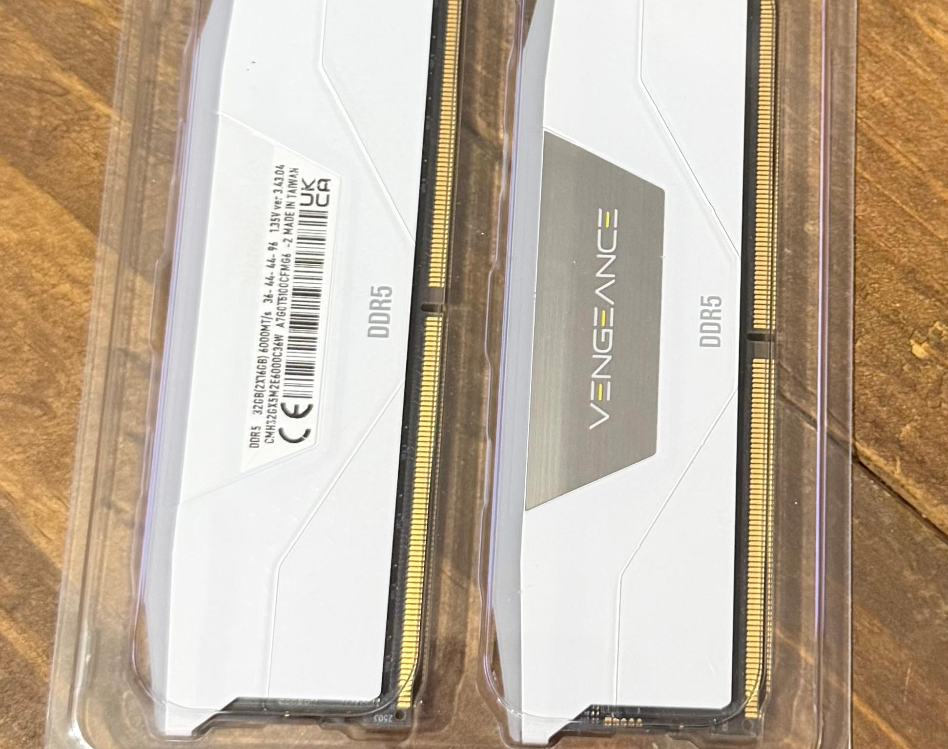 Corsair Vengeance RGB 32 GB (2 x 16 GB) 32GB DDR5-7200 (2x16GB) - Image 2