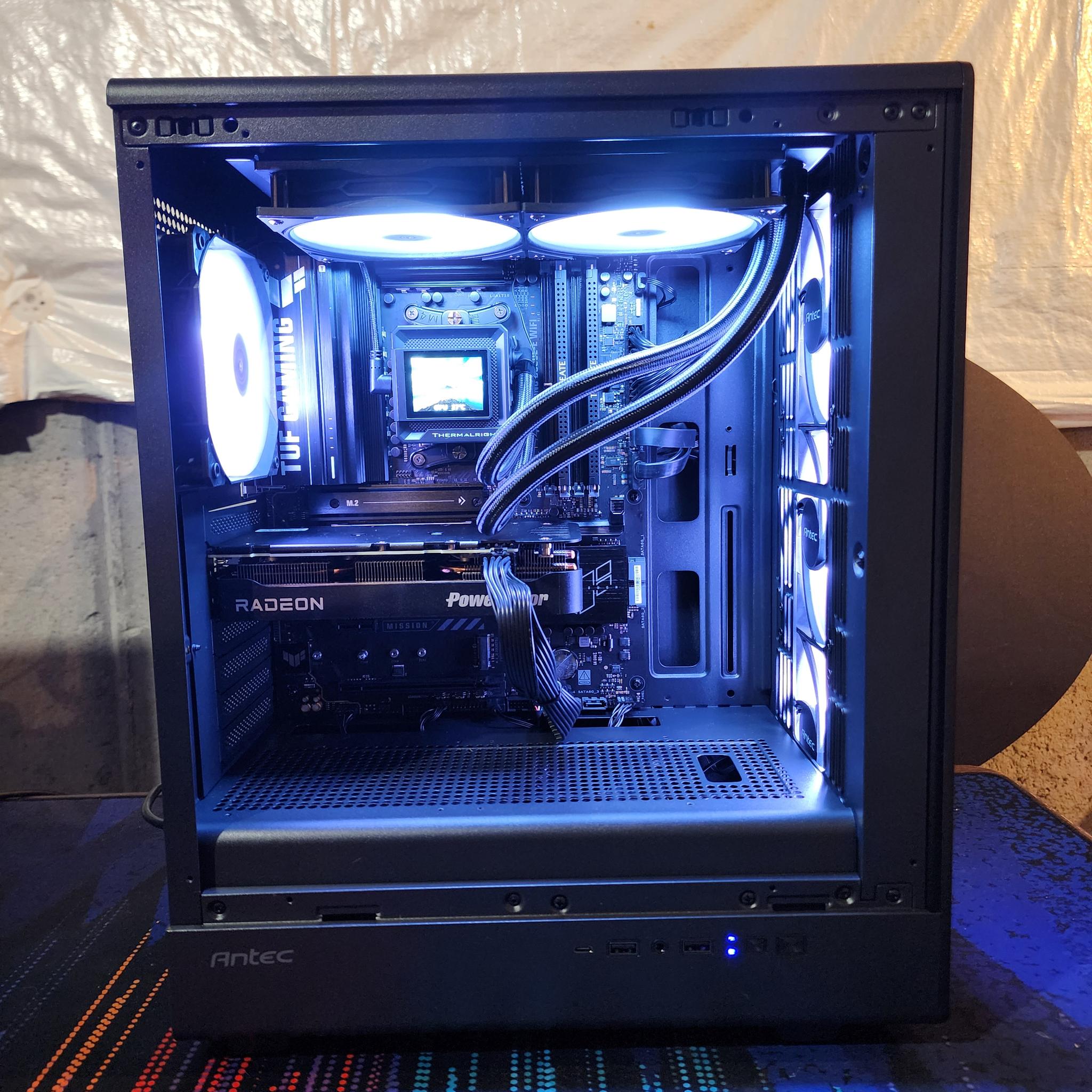RX 9060 XT 16GB / Ryzen 5 9600X / 16GB DDR5 RAM / 1TB NVMe