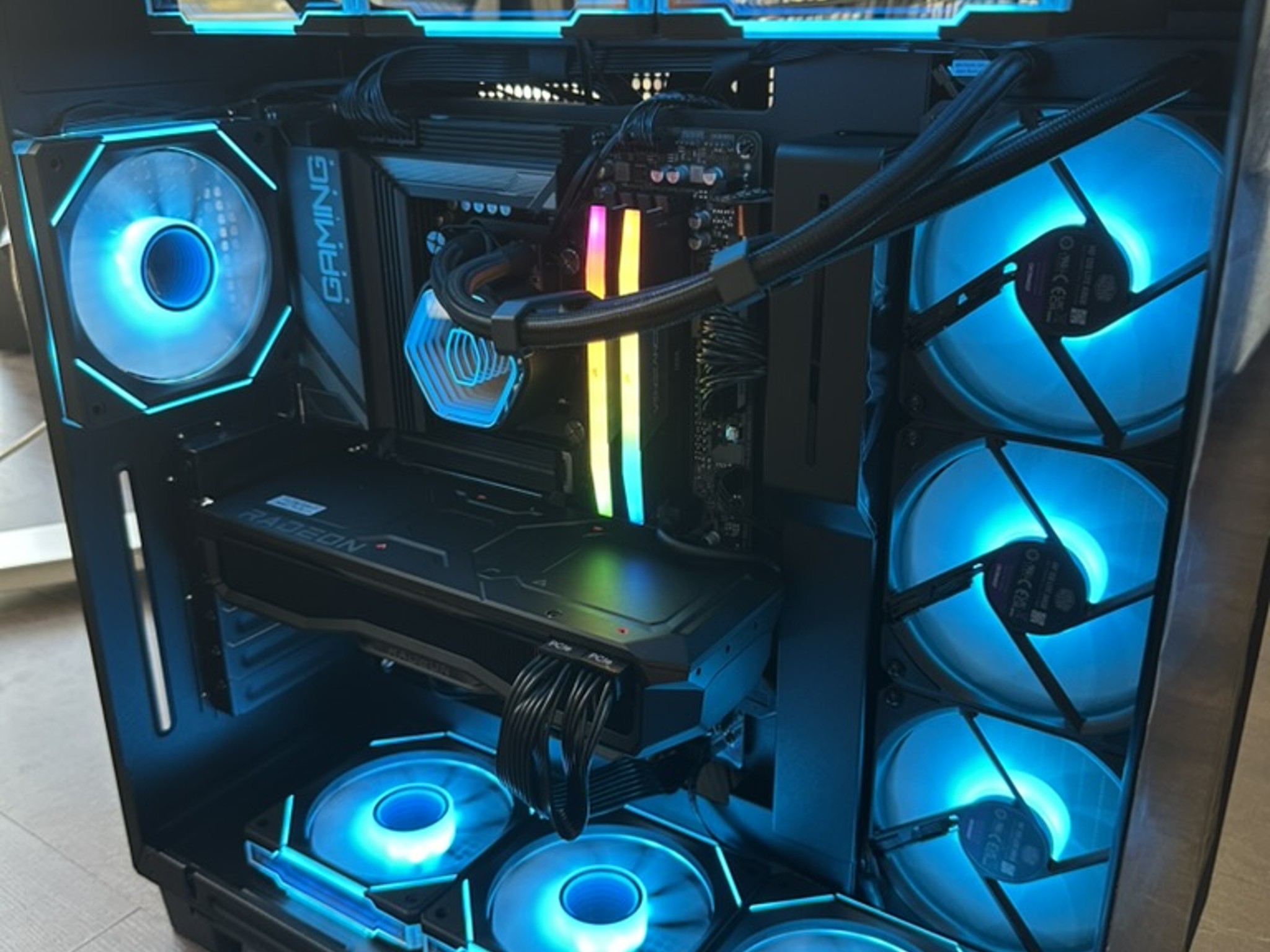 Insane value 4K and 1440p gaming PC | RX 7900 XT | 32 GB Ram | R 7 7700x | 2T SSD