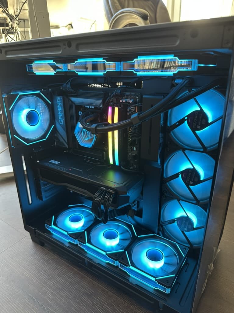 Insane value 4K and 1440p gaming PC | RX 7900 XT | 32 GB Ram | R 7 7700x | 2T SSD