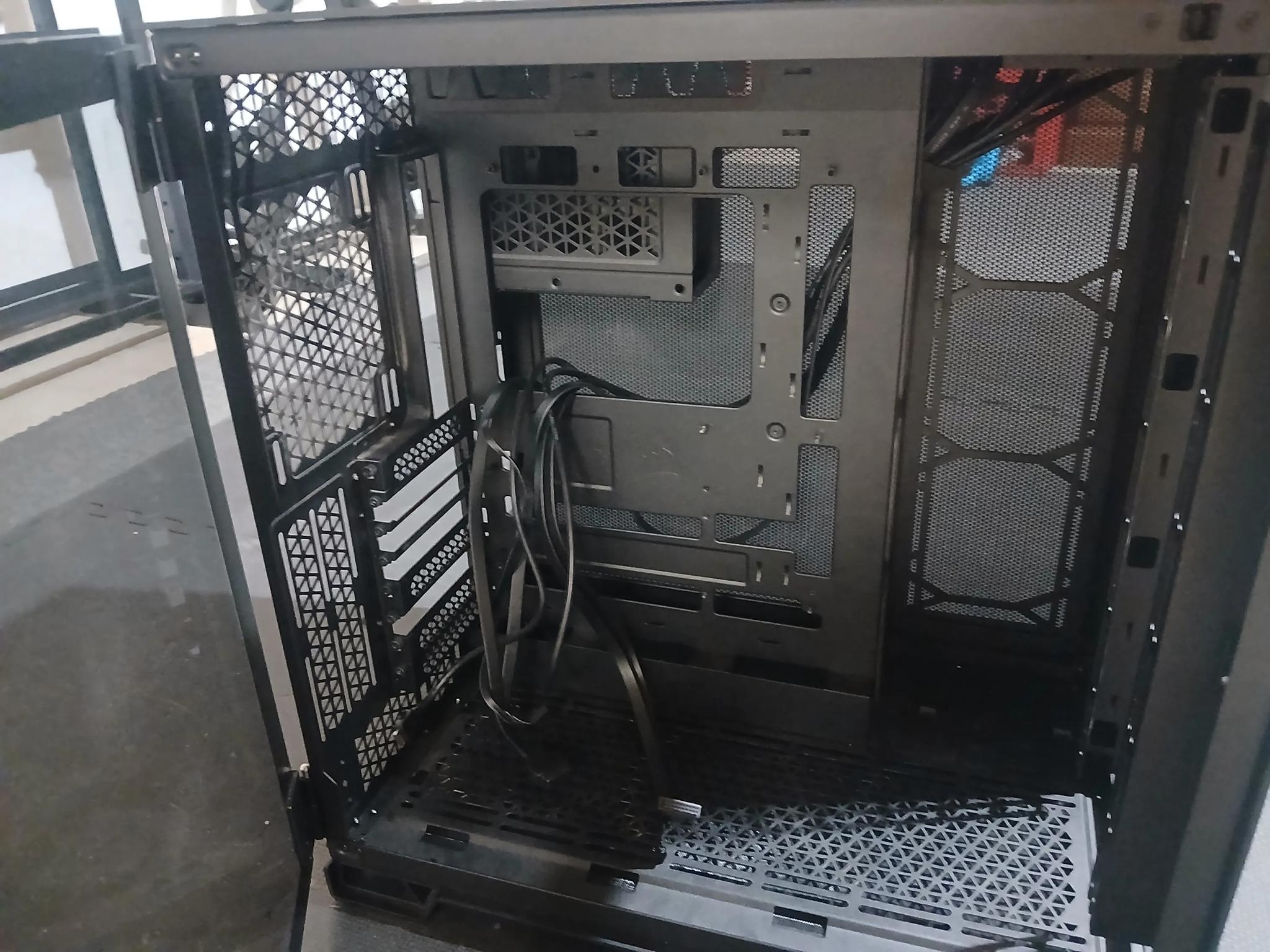 CORSAIR 6500D Airflow Tempered Glass Super Mid-Tower, Black