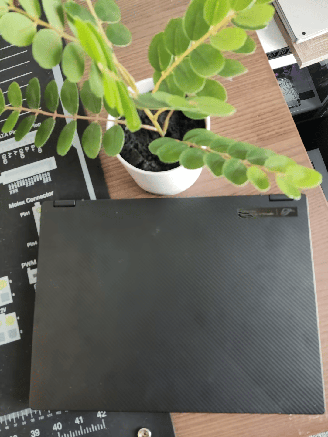 Asus ROG Flow X13 2-in-1 Gaming Laptop with Ryzen 9 5900HS & RTX 3050 Ti