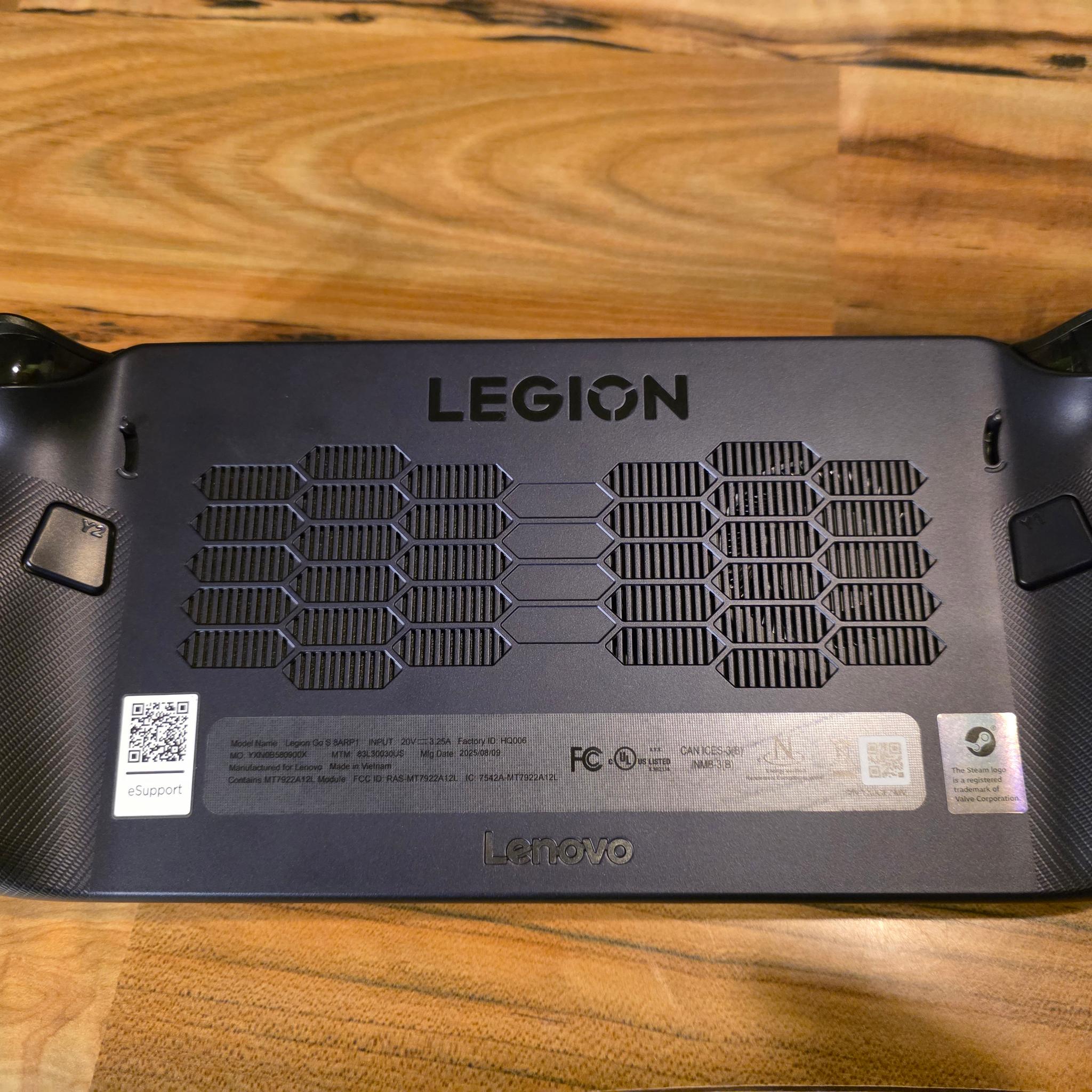 Lenovo Legion Go S w/ SteamOS