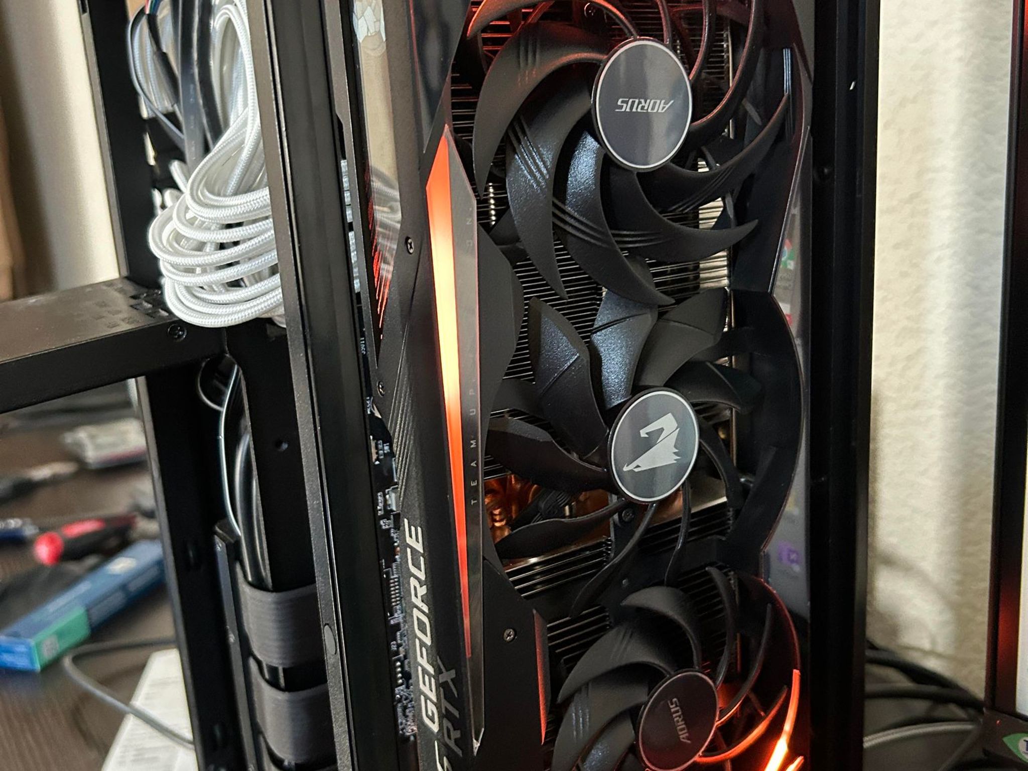 NOT WORKING Gigabyte Aorus RTX 3090