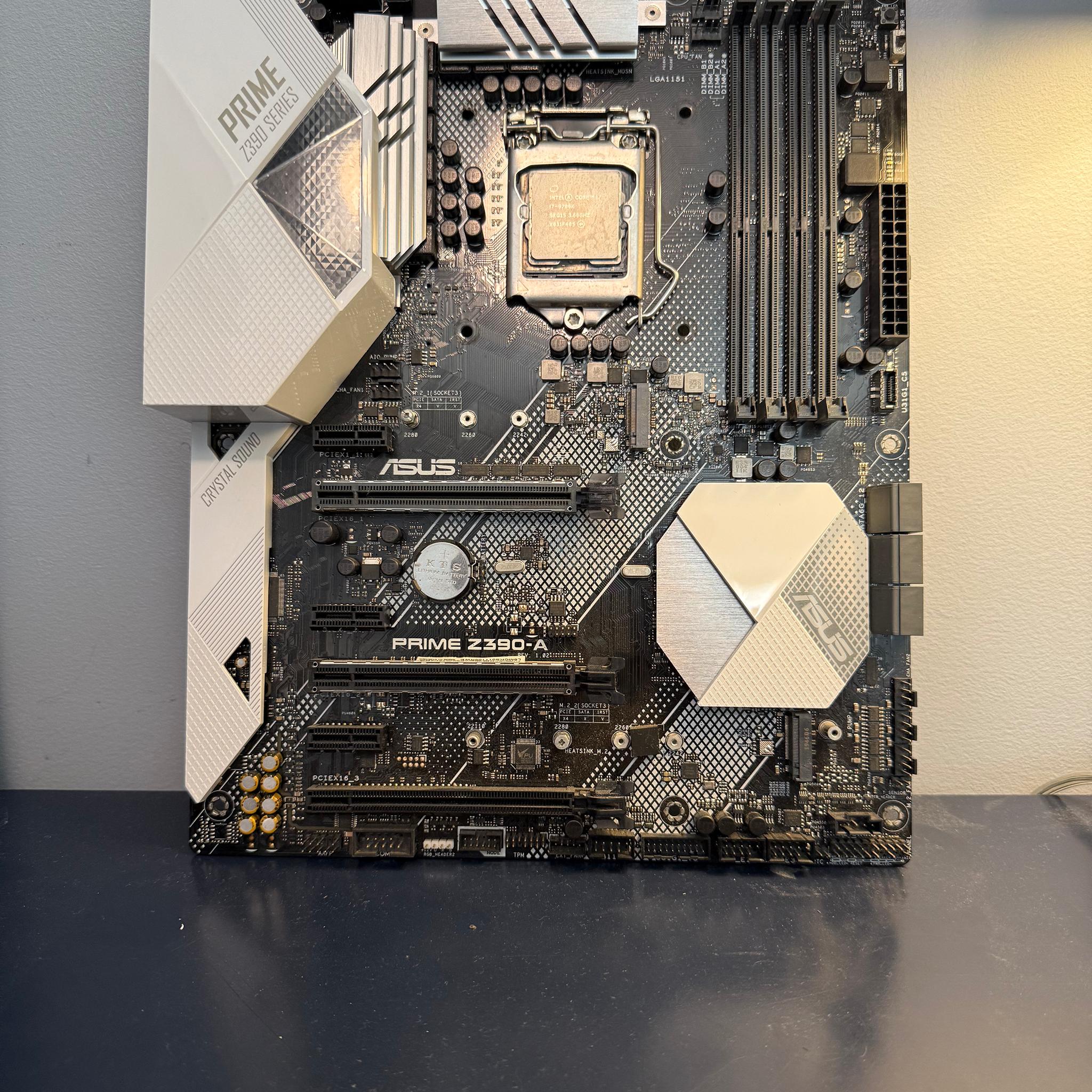 Motherboard and CPU (I7 9700K & Asus Prime Z390)