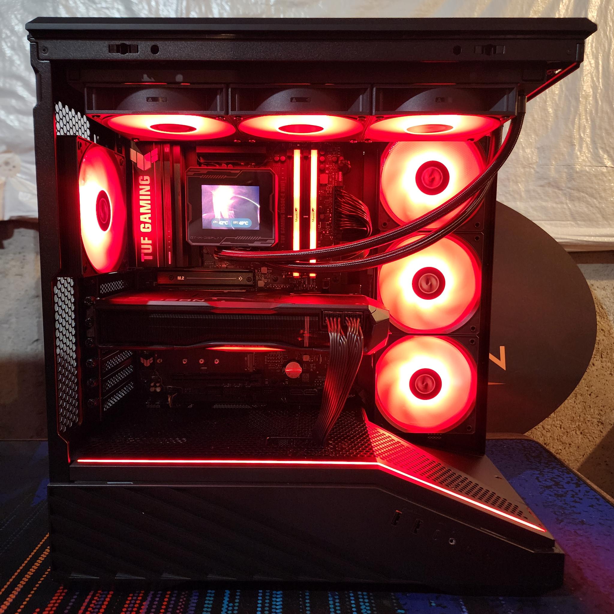 RX 7900 XTX / Ryzen 7 9800X3D / 32GB DDR5 RAM / 2TB NVMe