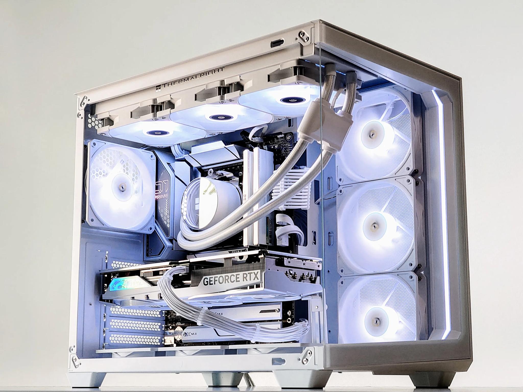 🌬️🧊🐧🥶Iceberg||💧Liquid Cooled Gaming PC❄️Nvidia RTX 4070 Ti 12GB❄️AMD Ryzen 7 7700❄️32GB DDR5❄️ 2TB