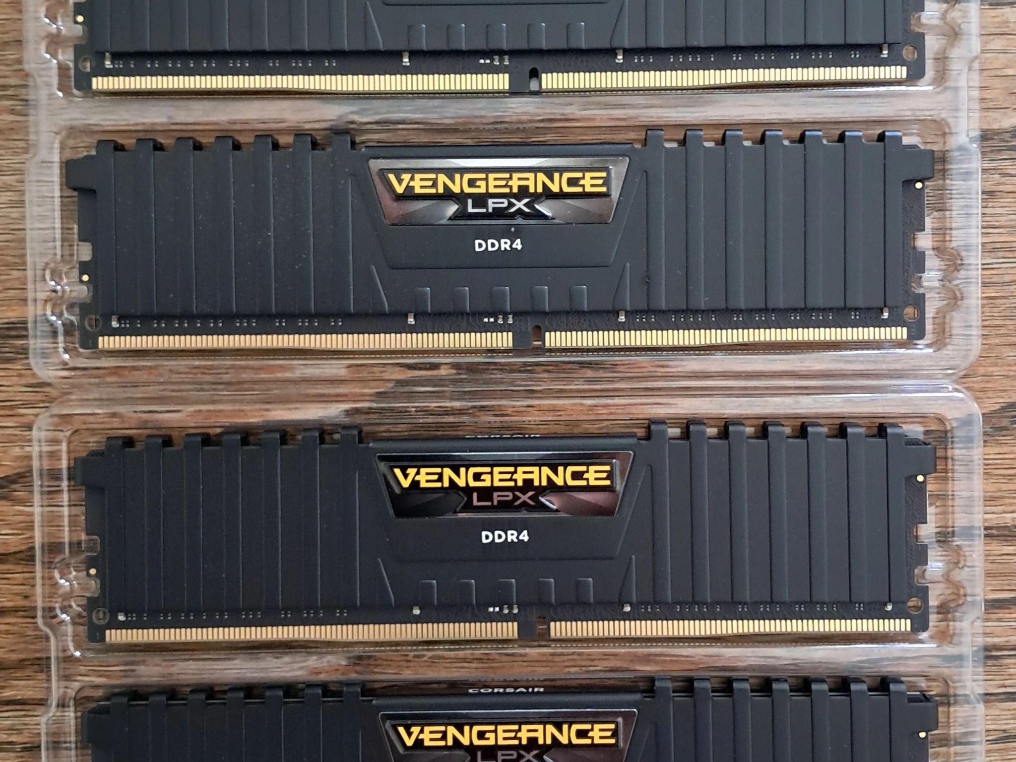 Corsair Vengeance LPX RAM, DDR4 3600MHz CL18 64GB(4x16GB)