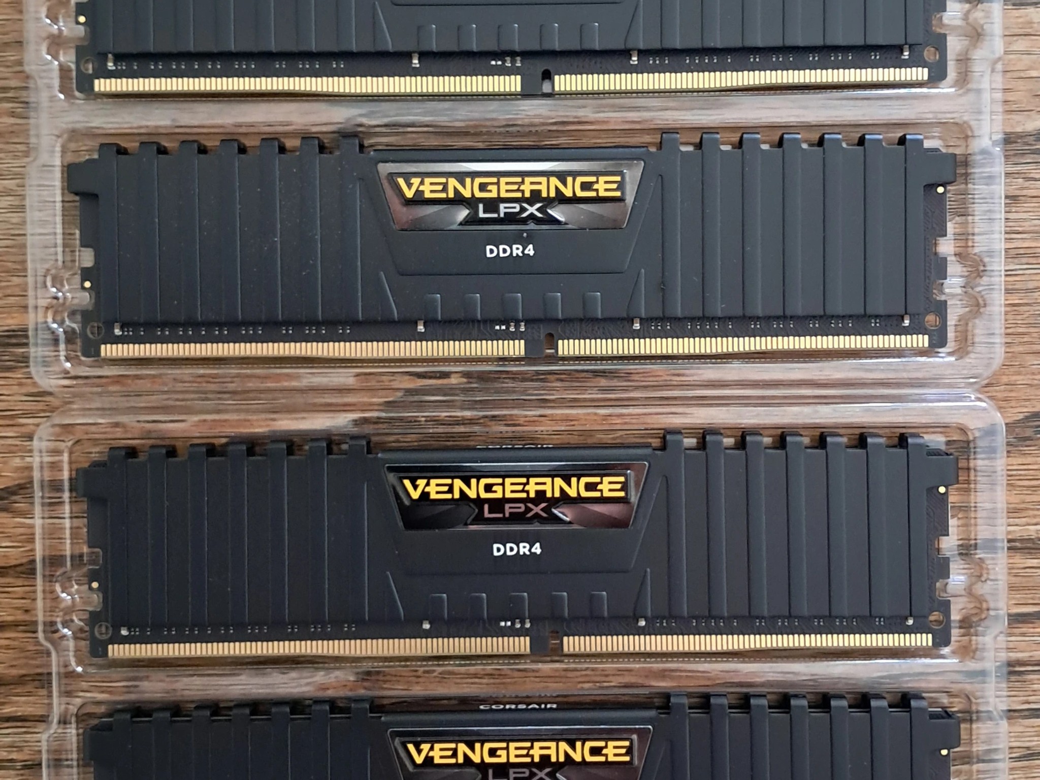 Corsair Vengeance LPX RAM, DDR4 3600MHz CL18 64GB(4x16GB)