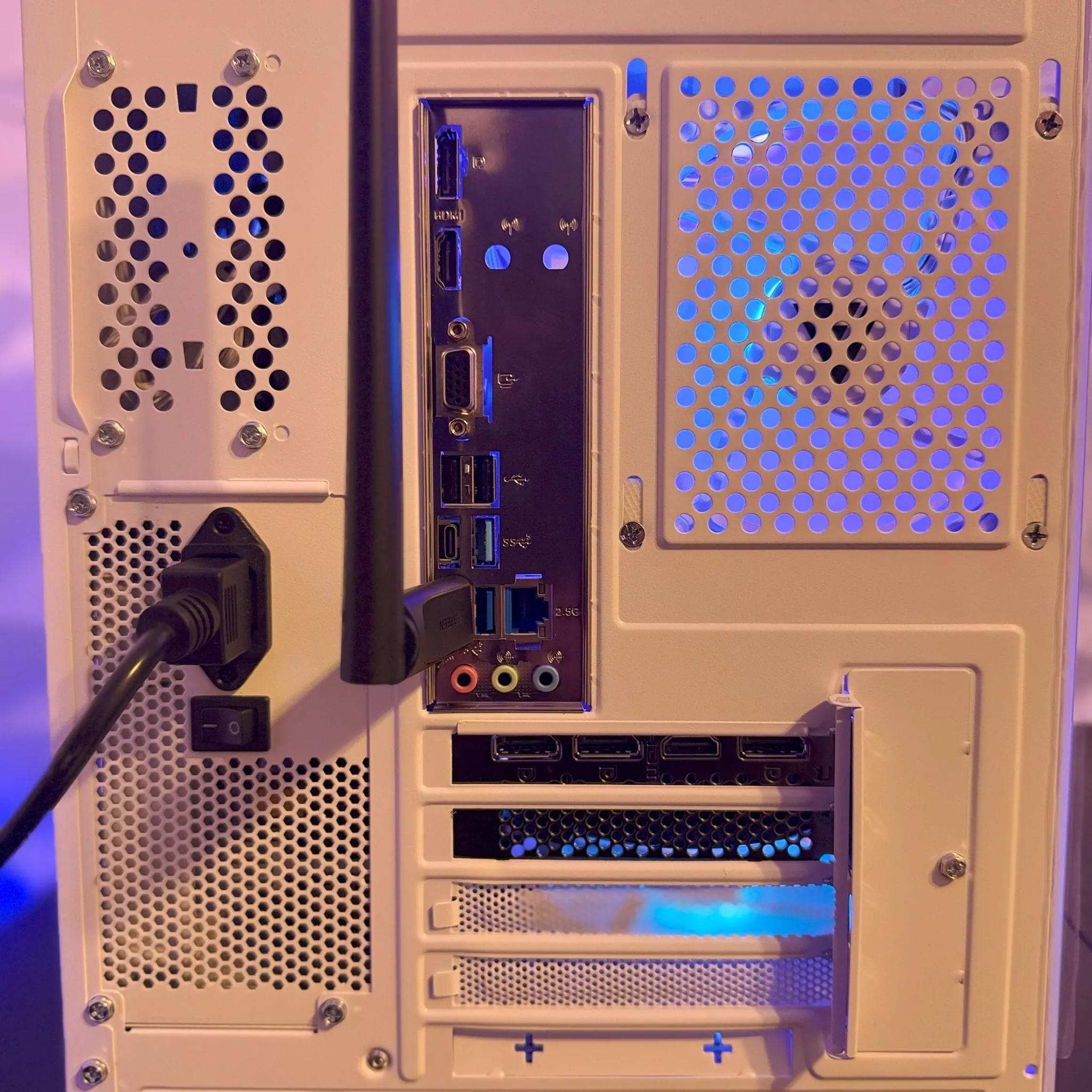 SNOW STORM 2.0 | All-White RGB Gaming PC | RTX 4060 | Intel i7-12700KF | 32GB DDR5