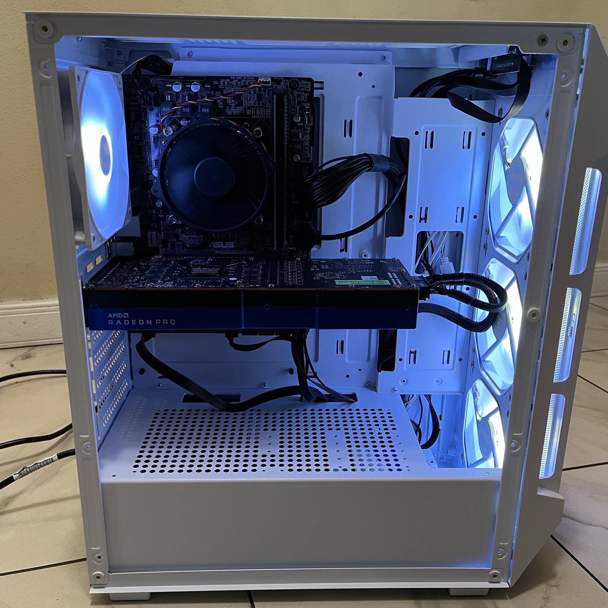🟠🔥 Intel i5-6600, AMD W5700 8GB, 12GB RAM,  500 GB SSD, High Performance RGB Gaming PC 🖥️🟢