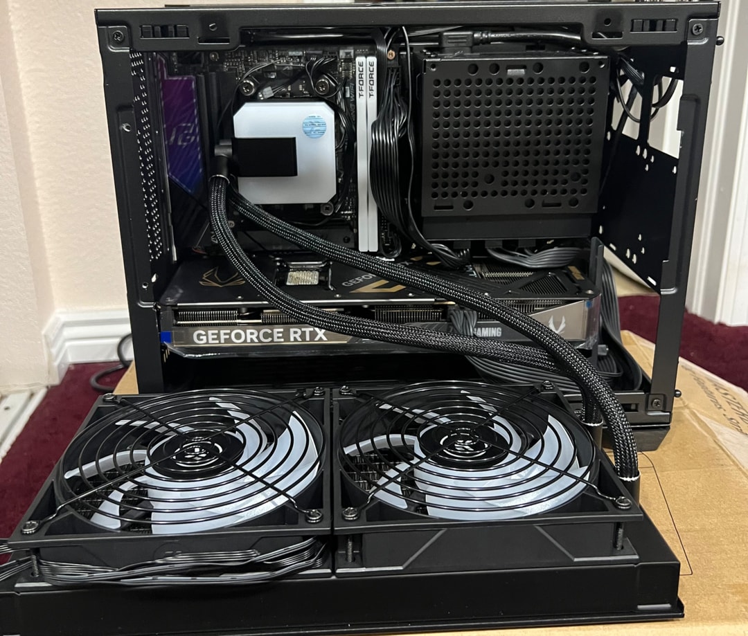 7800x3d and RTX 5070 Ti Mini ITX Gaming PC | Jawa