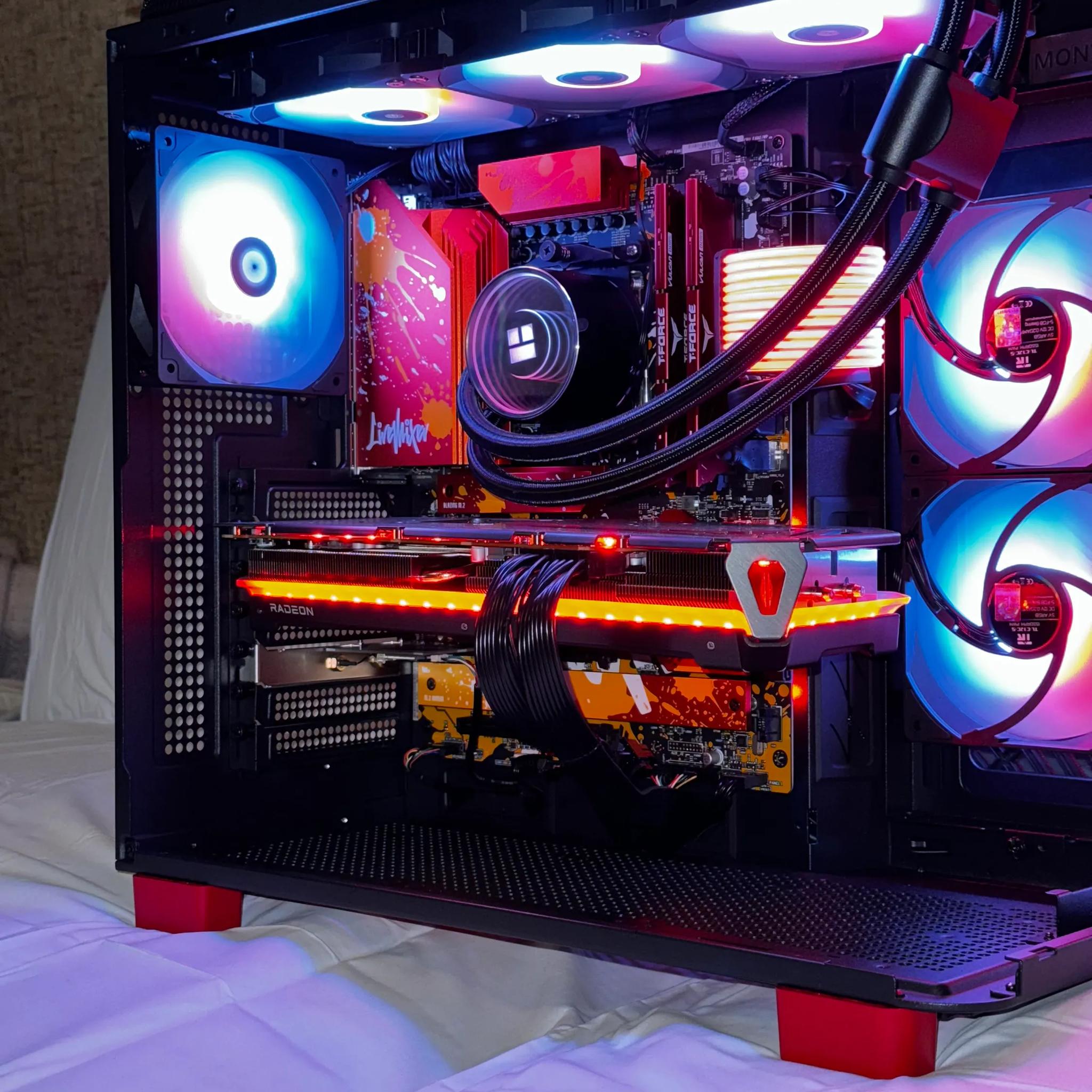 Red Harlow | Ryzen 5 7600x | RX 7800 XT 16 GB | 32 GB DDR5 RAM | 1 TB SSD
