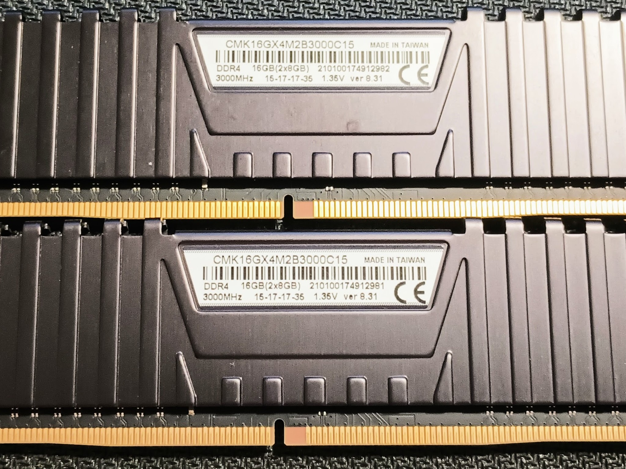 Corsair Vengeance LPX Black 16GB Kit (2 X 8GB) DDR4-3000MHz CMK16GX4M2B3000C15