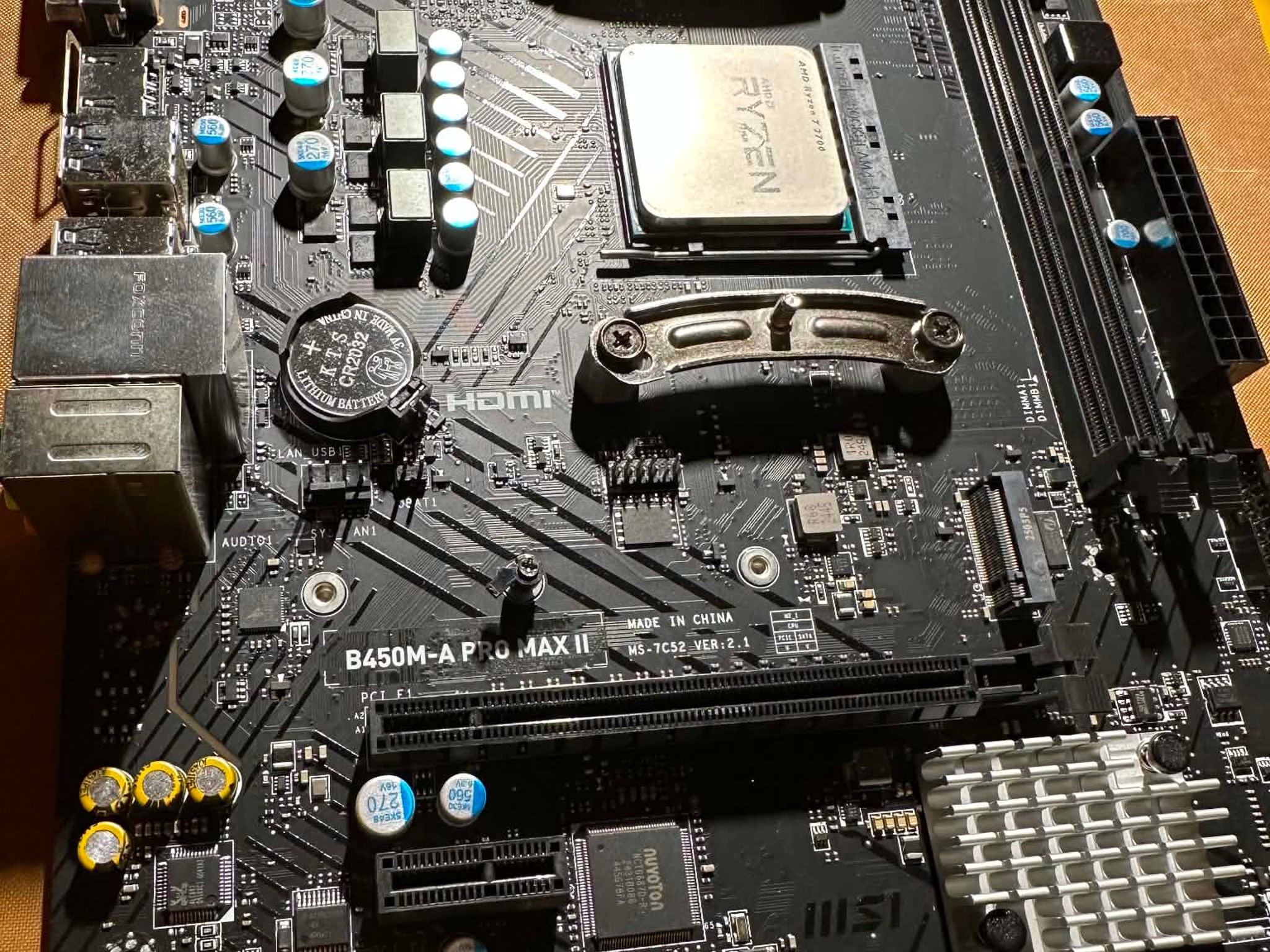 AMD Ryzen 7 2700 + MSI B450M-A PRO MAX II + CPU Cooler Combo