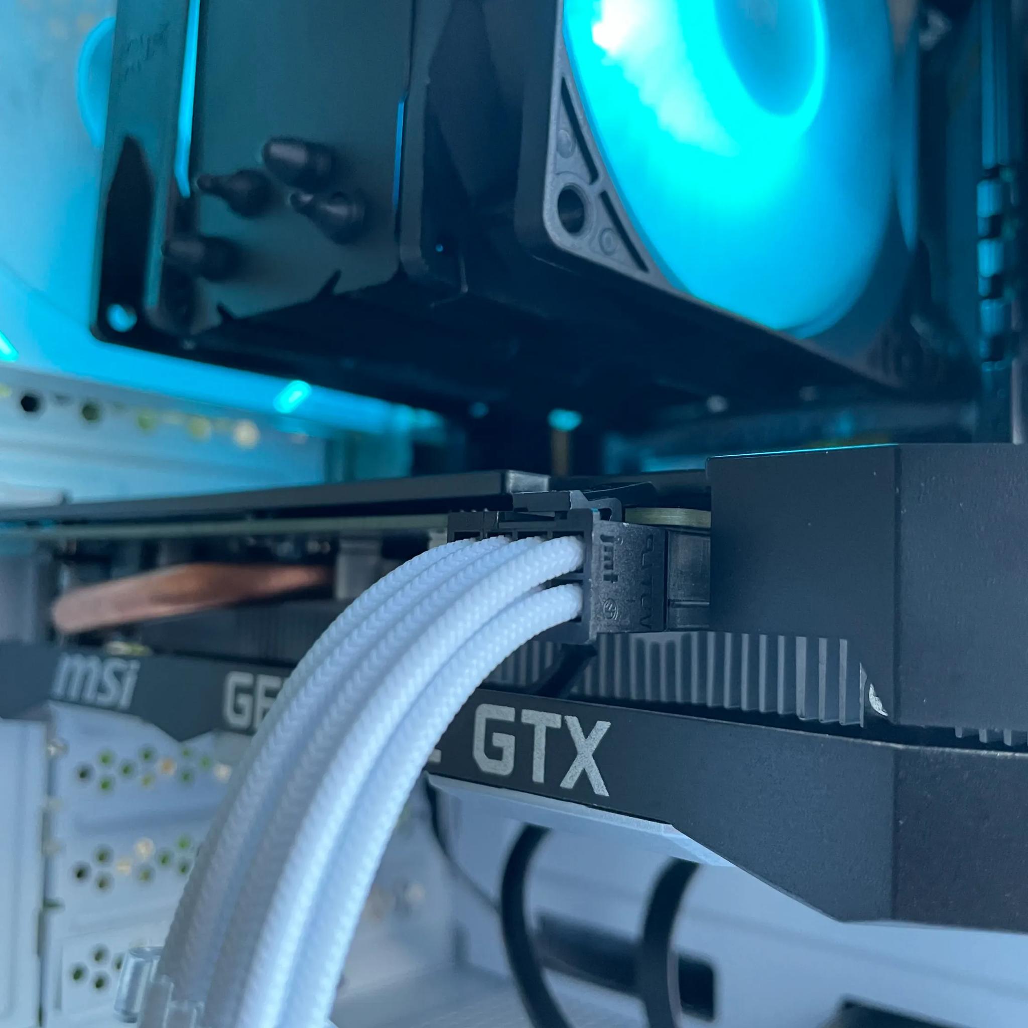 🧊❄️| GTX 1660 Super | Intel Xeon 2680-V4 | 32GB DDR4 | 1TB NVMe