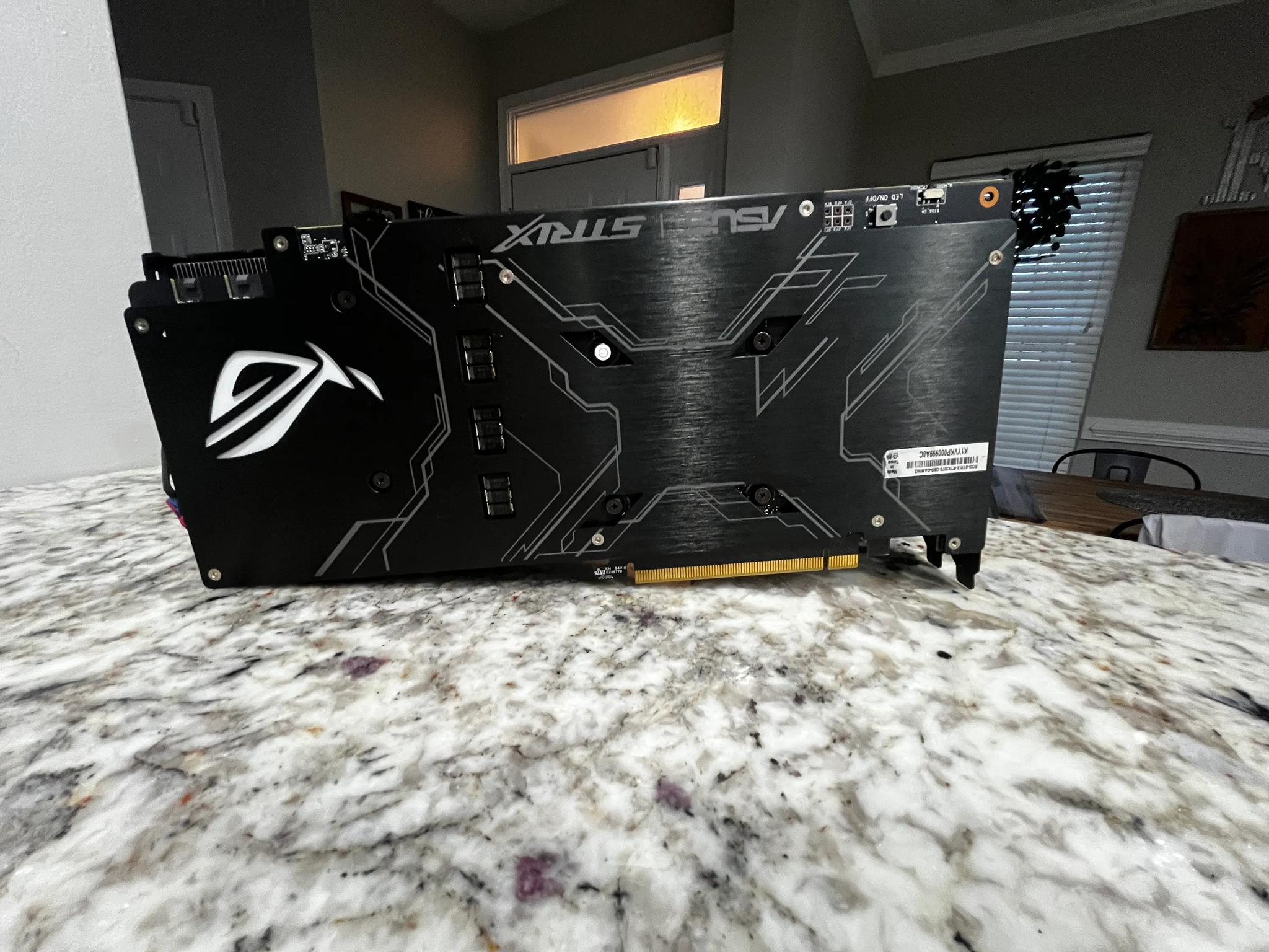 Asus ROG STRIX GAMING GeForce RTX 2070 8 GB Video Card