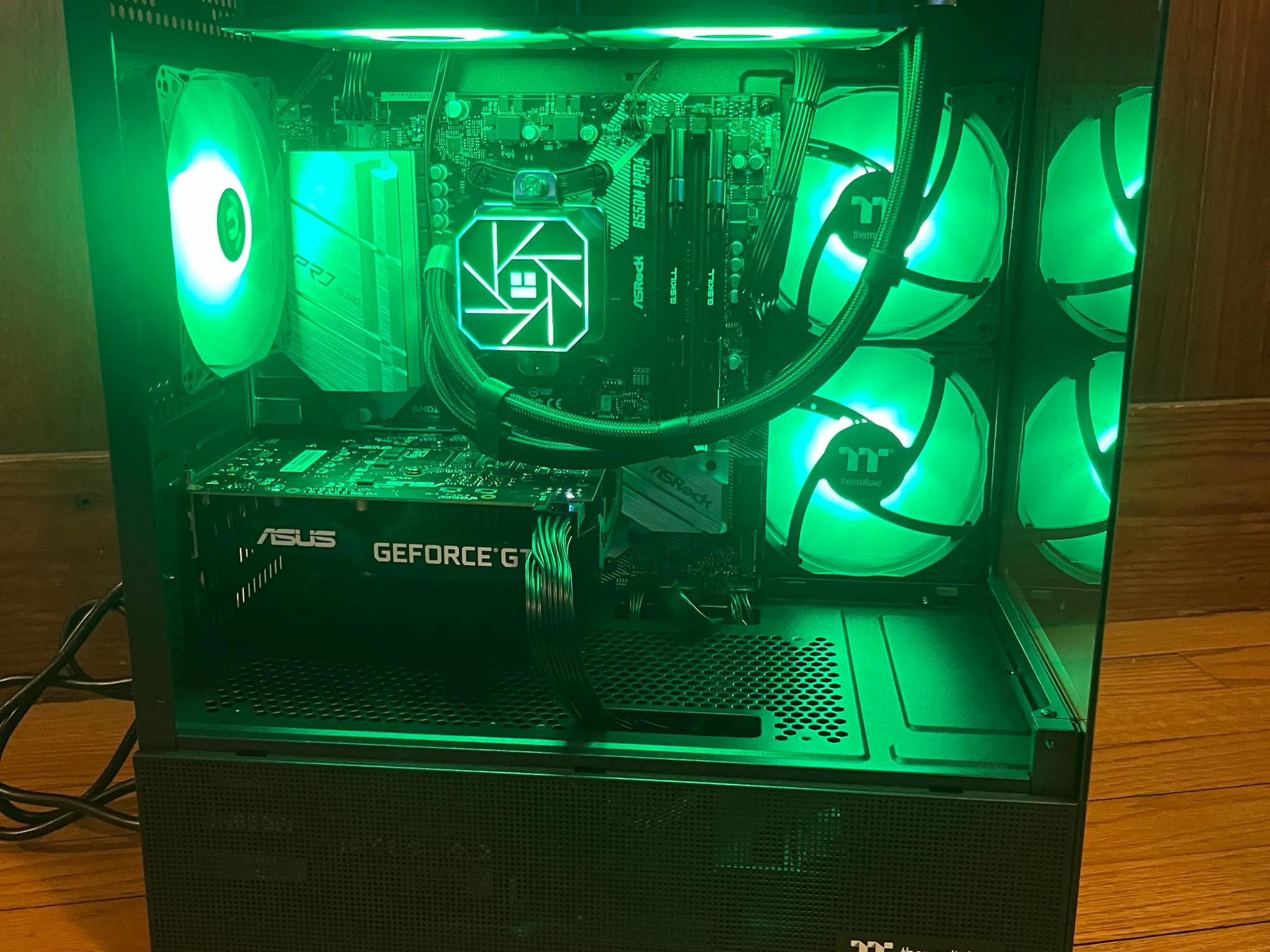 FLASH SALE!  | Ryzen 5 5500 | NVIDIA GTX 1660 Super | 32 gb RAM | 1 tb