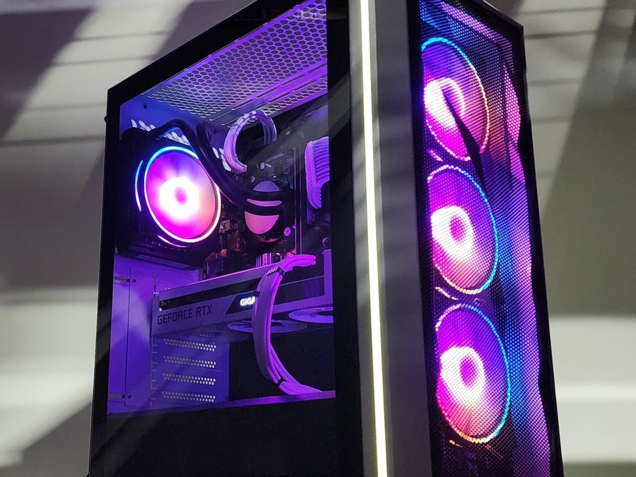 Gaming PC i7-9700 16GB RAM 500GB SSD+1TB HDD RTX 3070 8GB White Win 11 Computer