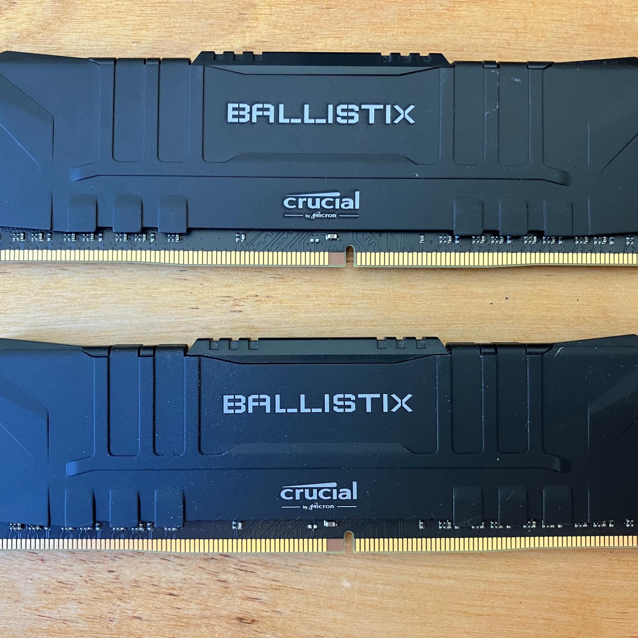 Crucial Ballistix RAM 16GB DDR4-3200 (2x8GB)