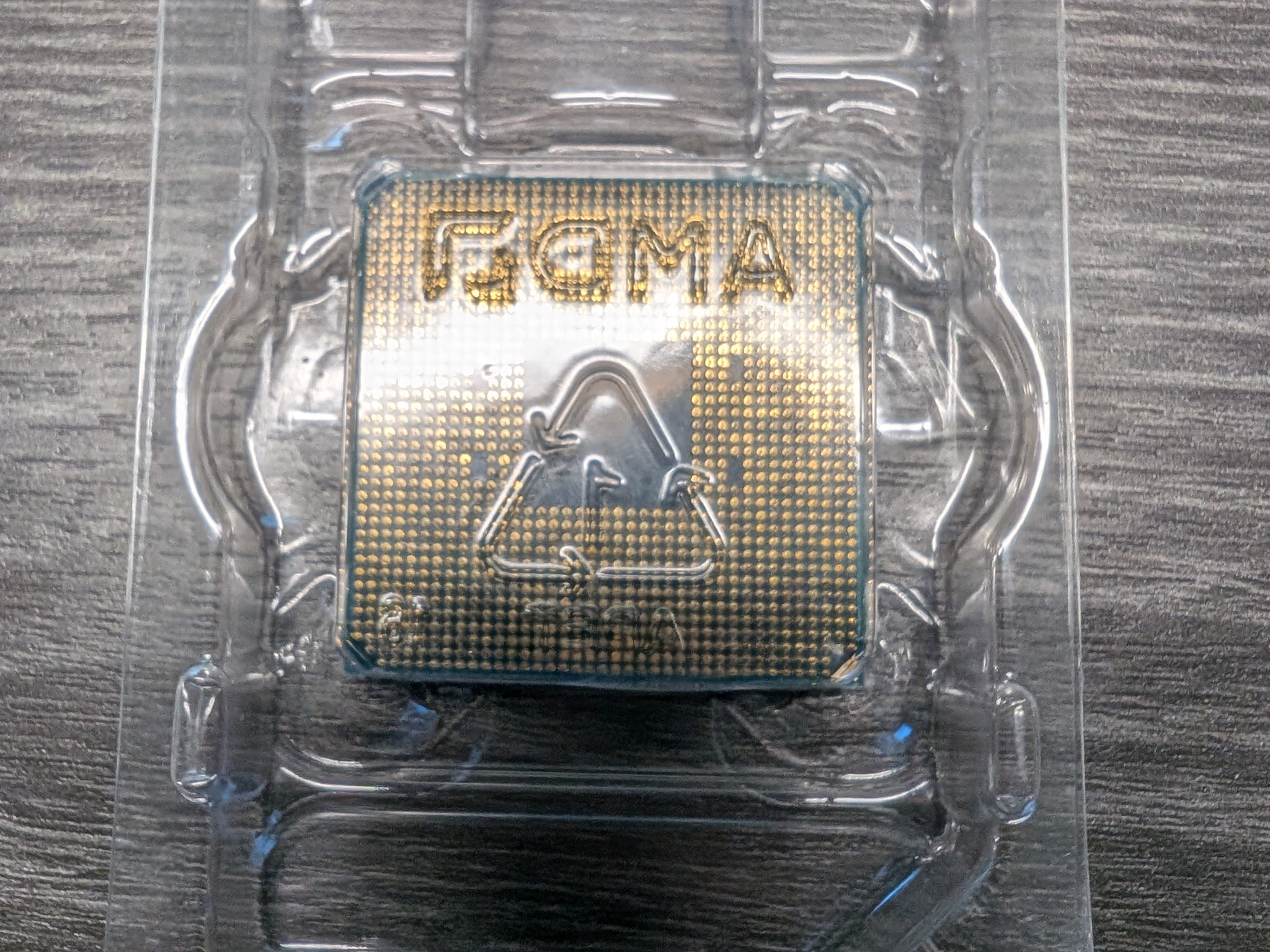 AMD Ryzen 5 PRO 2400GE
