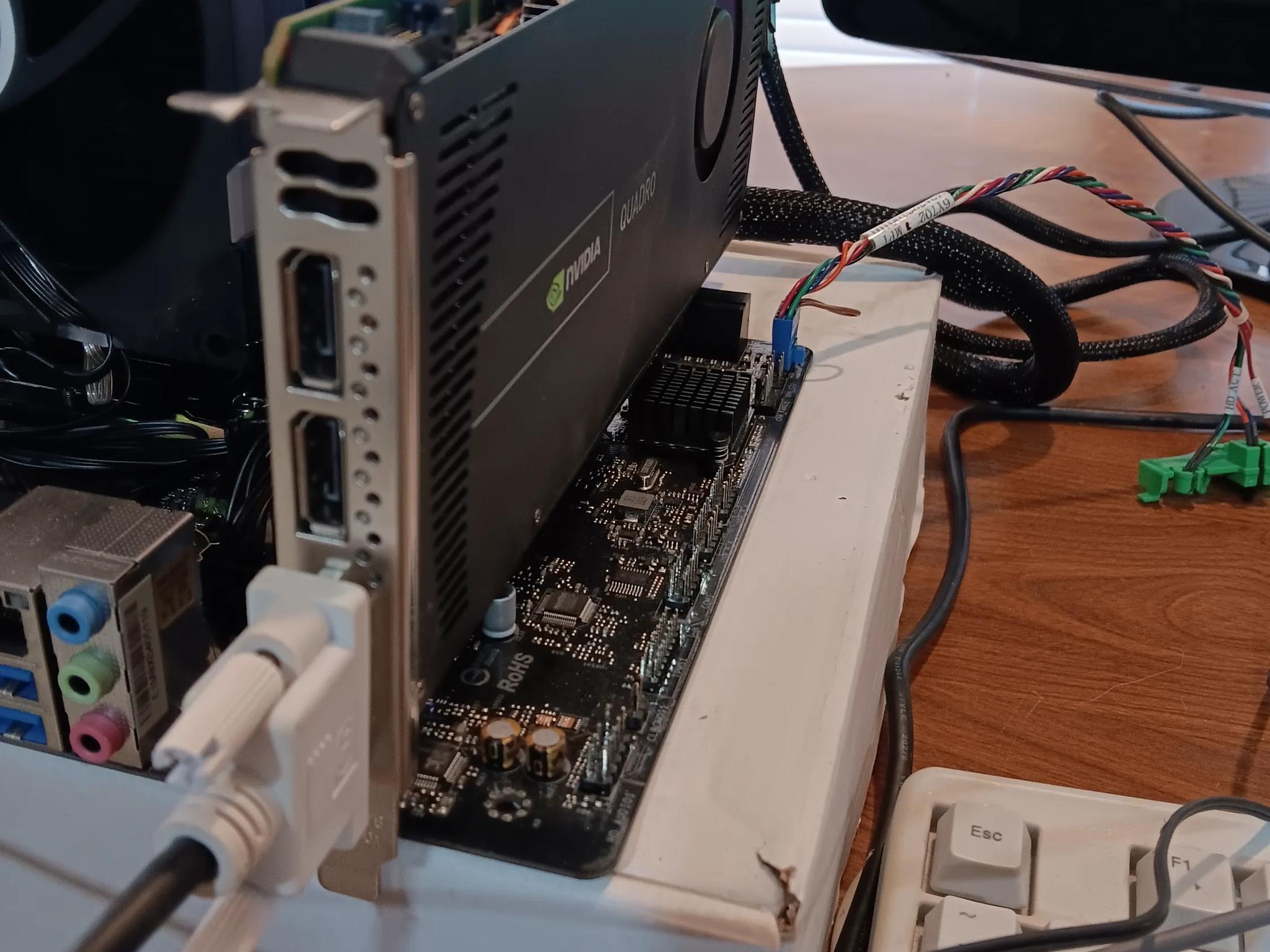 Nvidia Quadro 4000 2GB GPU Cleaned and Working