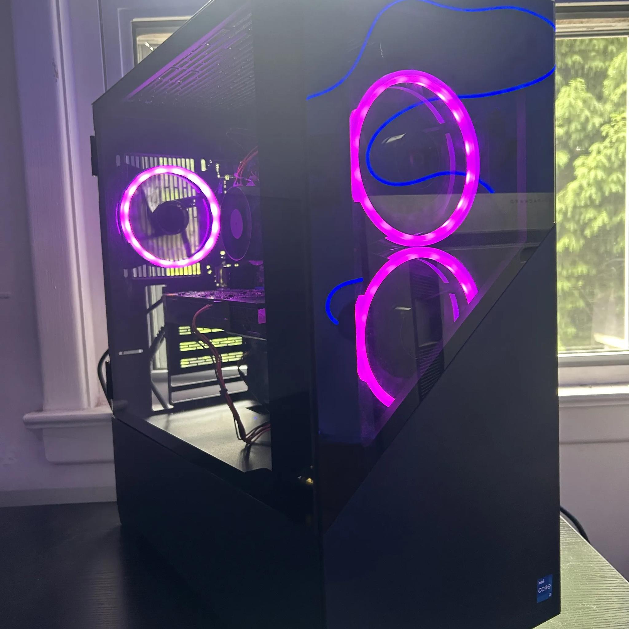 GAMING PC i5 8GB NVIDIA GTX 950 RGB Lighting RGB Fans
