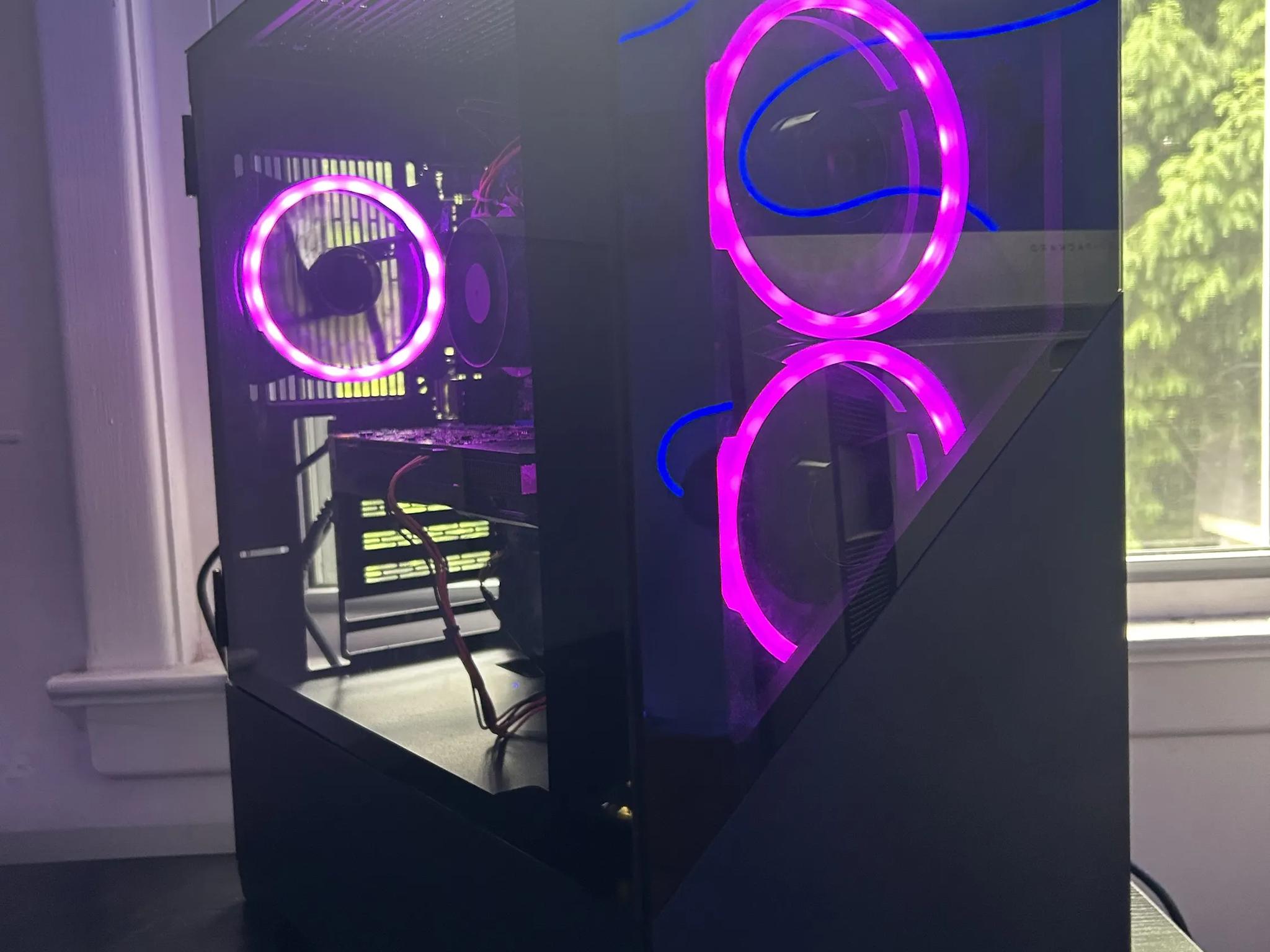 GAMING PC i5 8GB NVIDIA GTX 950 RGB Lighting RGB Fans