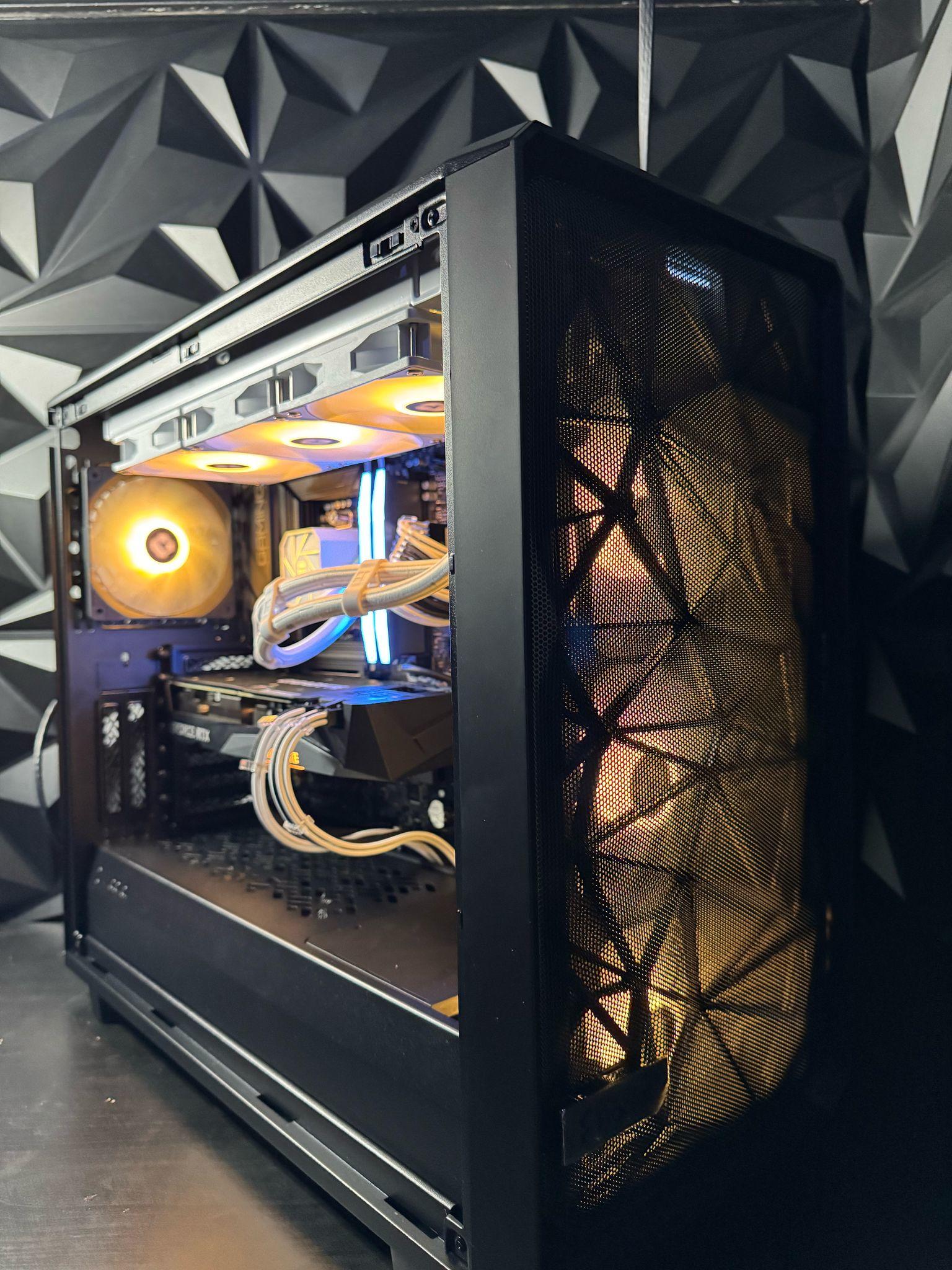 🎰 The Jackpot 777 🎰 Ryzen 7 7700X| RTZ 3070| 32 GB DDR5| 1.5 TB NVMe